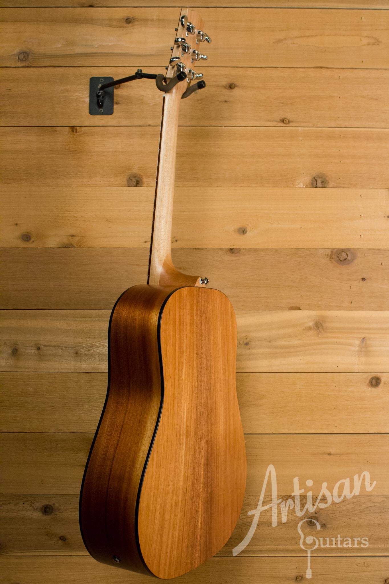 Maton SRS70 Guitar Solid Road Series Sitka and Blackwood AP5 Pro ID-10545 - Artisan Guitars