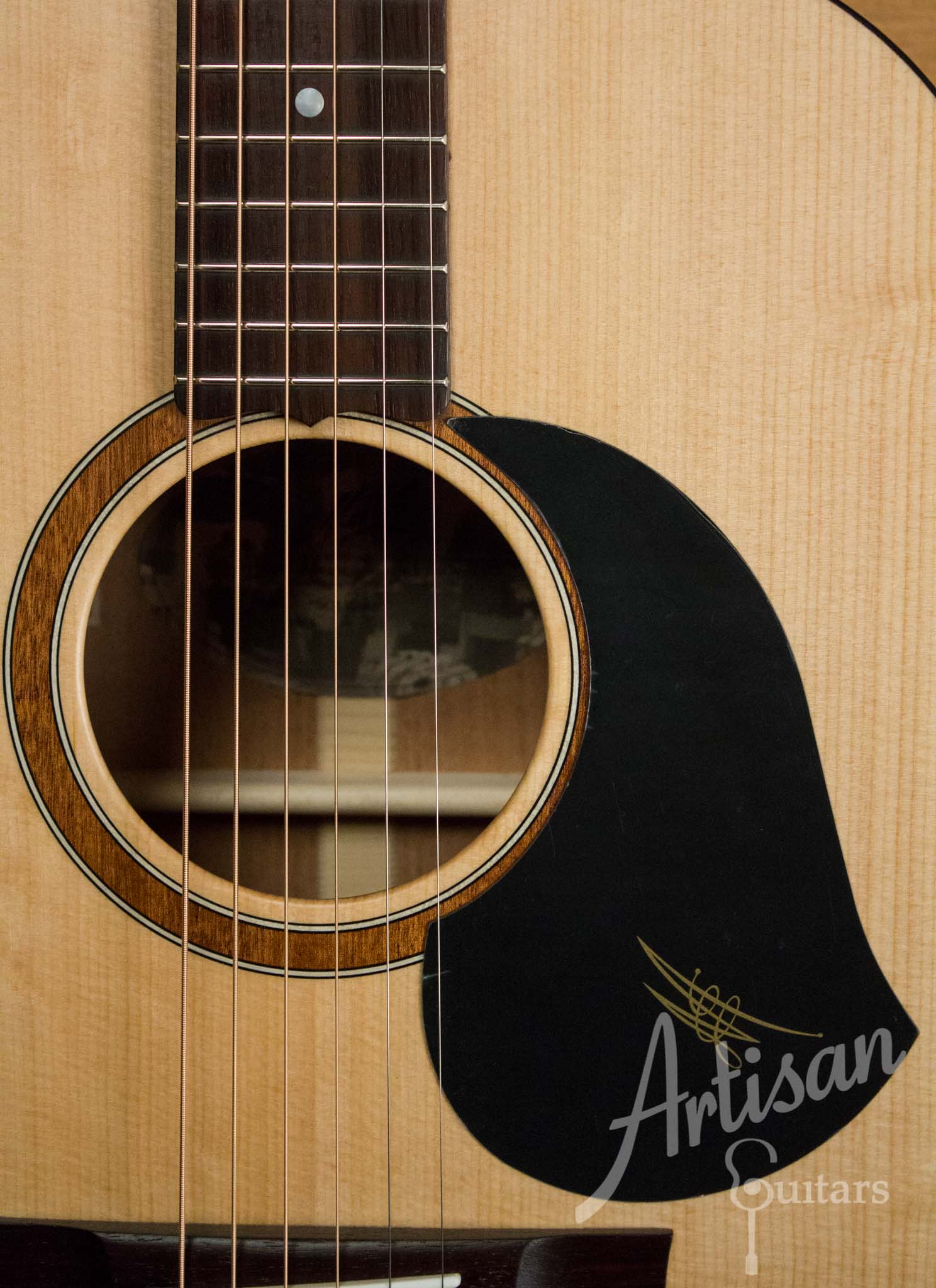 Maton S60 Guitar Bearclaw Sitka Spruce and Queensland Maple ID-10552 - Artisan Guitars