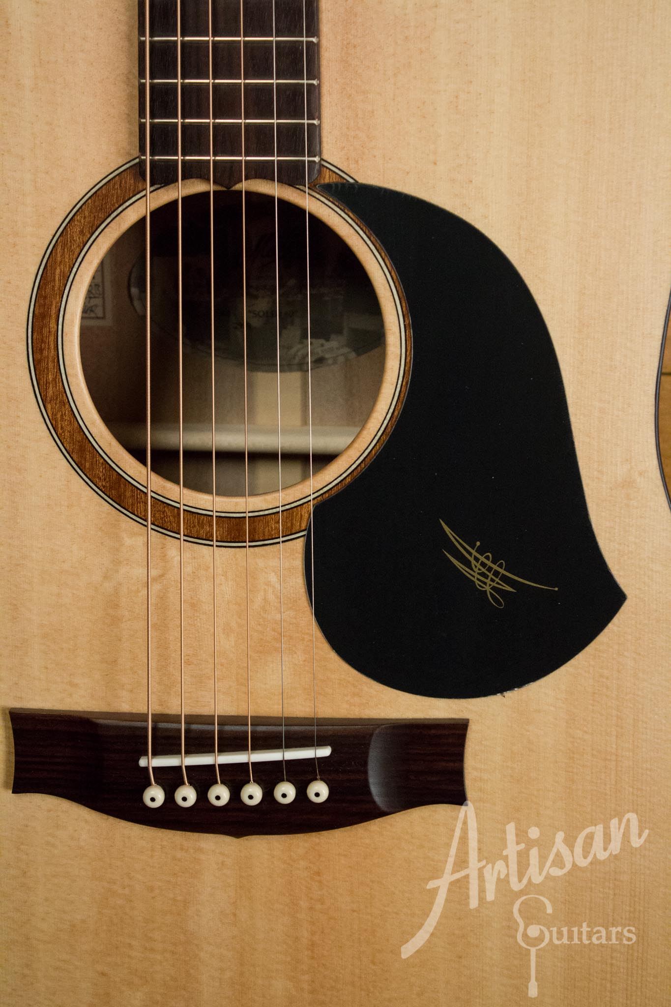 Maton S60 Guitar with Bearclaw Sitka Spruce and Queensland Maple ID-10553 - Artisan Guitars