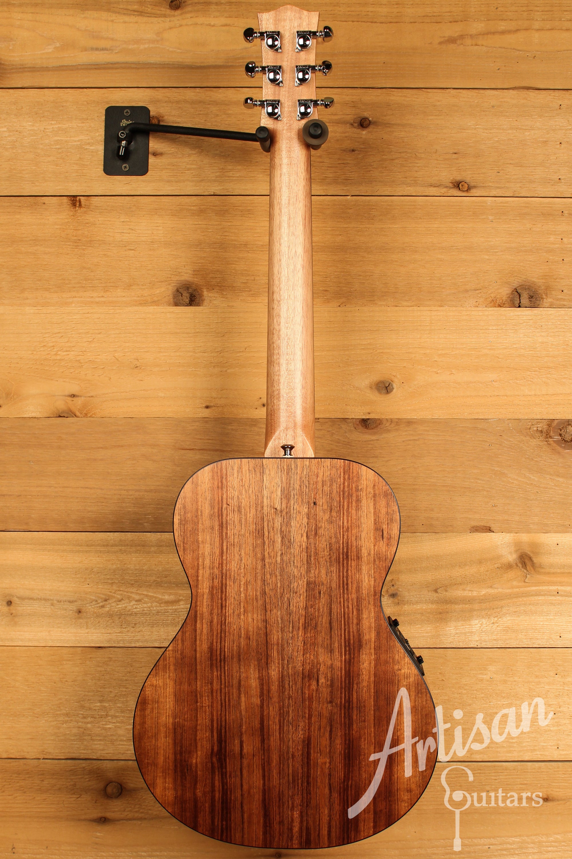 Maton EMBW6 Mini Guitar w/ Blackwood Top, Back & Sides and AP5 Pro Pickup System ID-12304 - Artisan Guitars