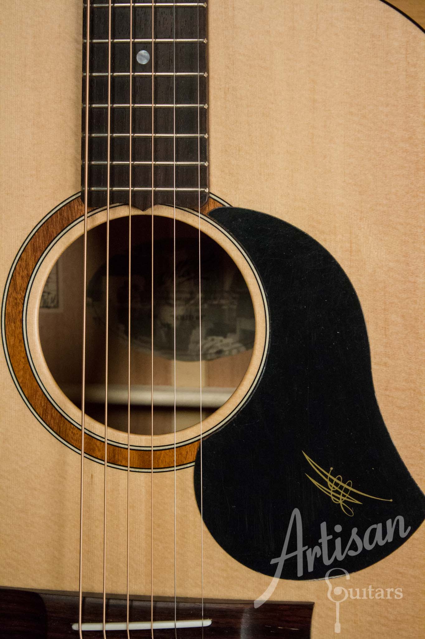 Maton S60 Guitar Bearclaw Sitka Spruce and Queensland Maple ID-10554 - Artisan Guitars