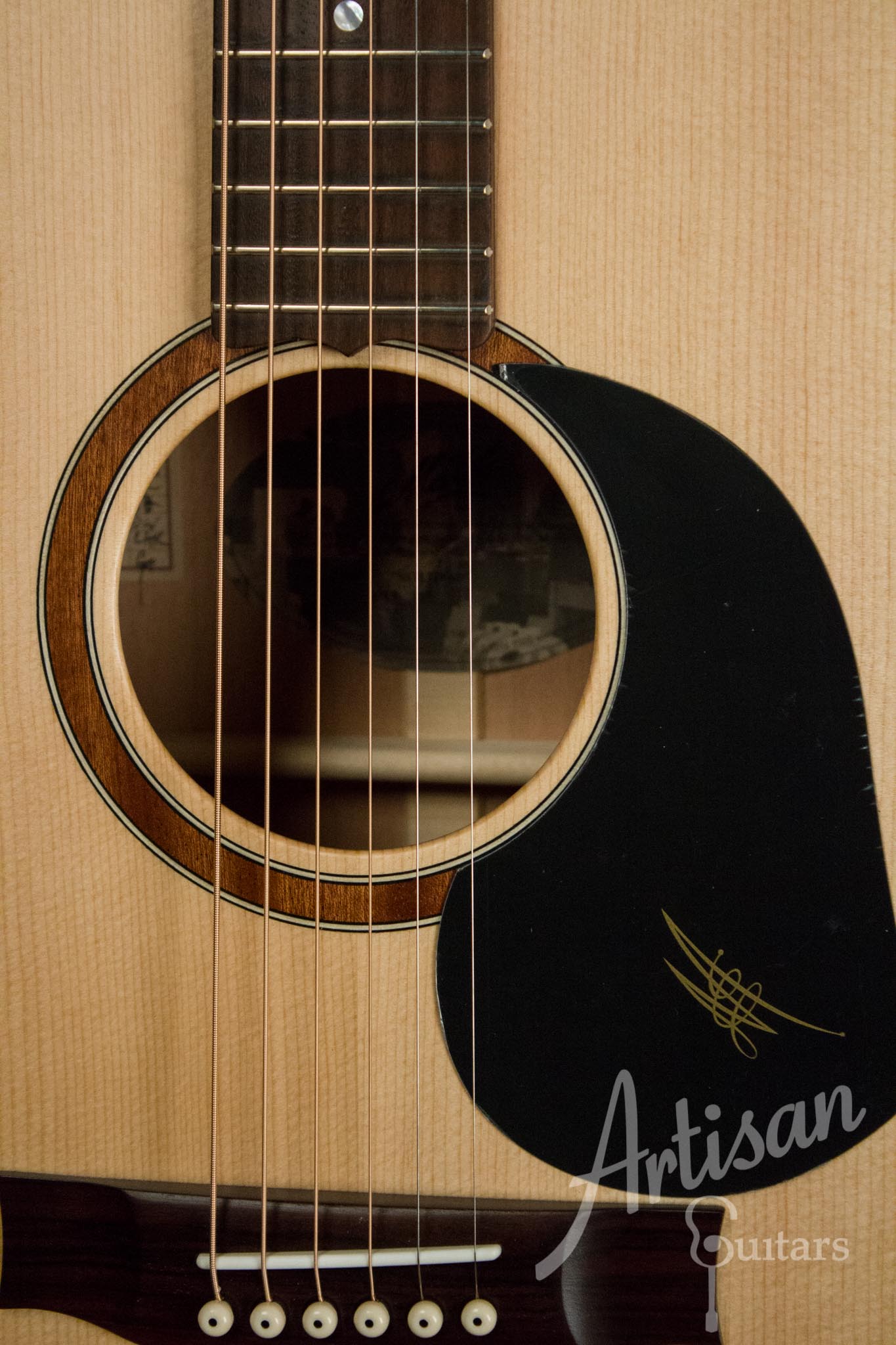 Maton S60 Guitar Bearclaw Sitka Spruce and Queensland Maple ID-10555 - Artisan Guitars