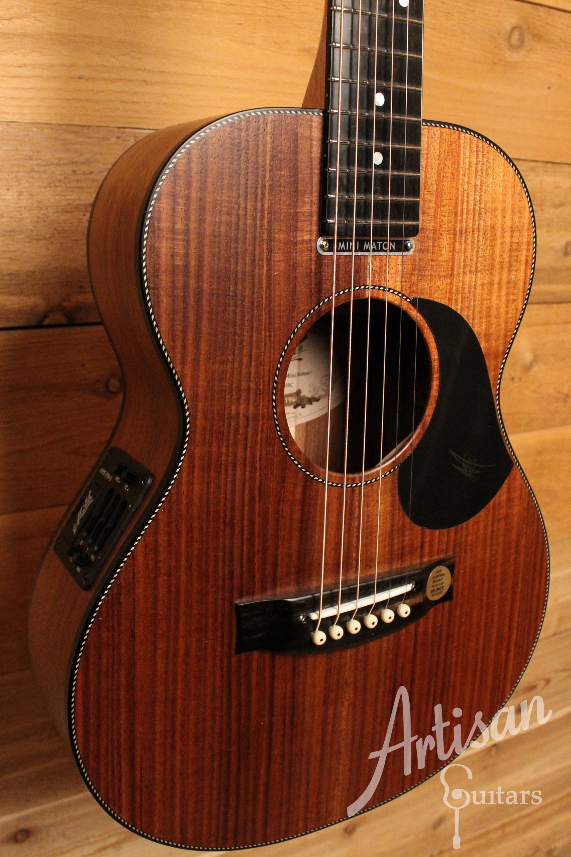 Maton EMBW6 Mini Guitar w/ Blackwood Top, Back & Sides and AP5 Pro Pickup System ID-12304 - Artisan Guitars