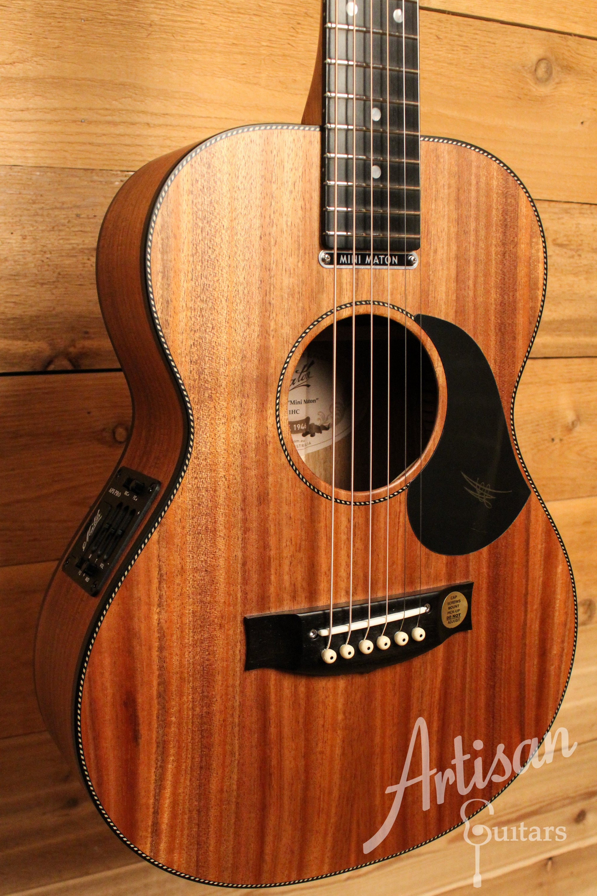 Maton EMBW6 Mini Guitar w/ Blackwood Top, Back & Sides and AP5 Pro Pickup System ID-12305 - Artisan Guitars