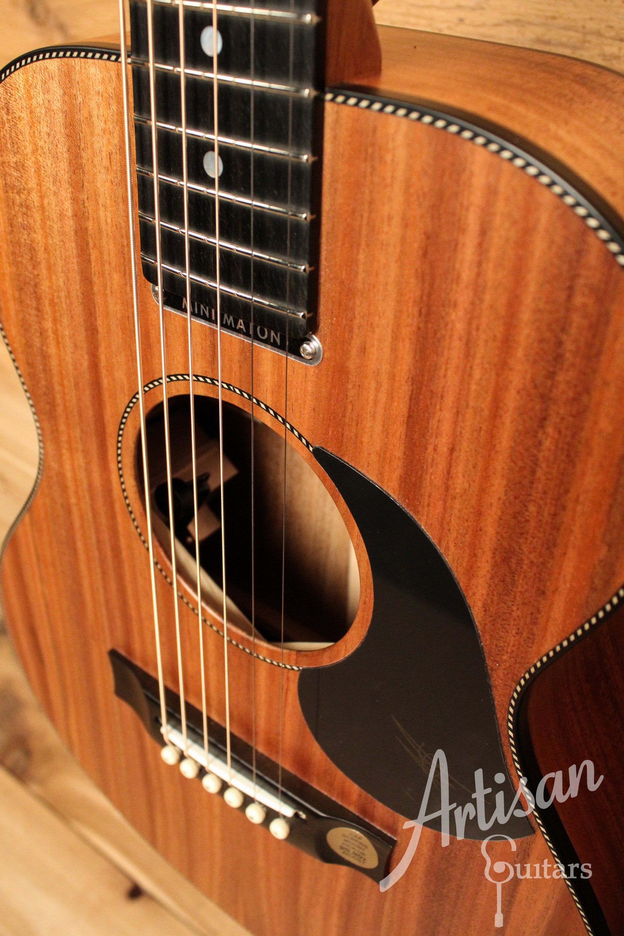 Maton EMBW6 Mini Guitar w/ Blackwood Top, Back & Sides and AP5 Pro Pickup System ID-12305 - Artisan Guitars