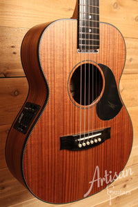 Maton EMBW6 Mini Guitar w/ Blackwood Top, Back & Sides and AP5 Pro Pickup System ID-12307 - Artisan Guitars