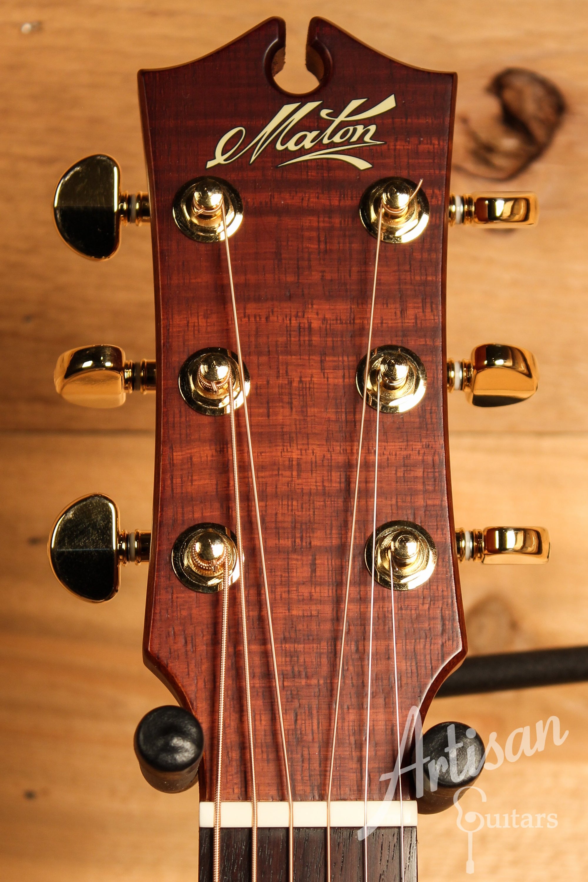 Maton EBG808 Nashville Series Sitka Spruce & Blackwood w/ Vintage Amber Sunburst Finish - Artisan Guitars