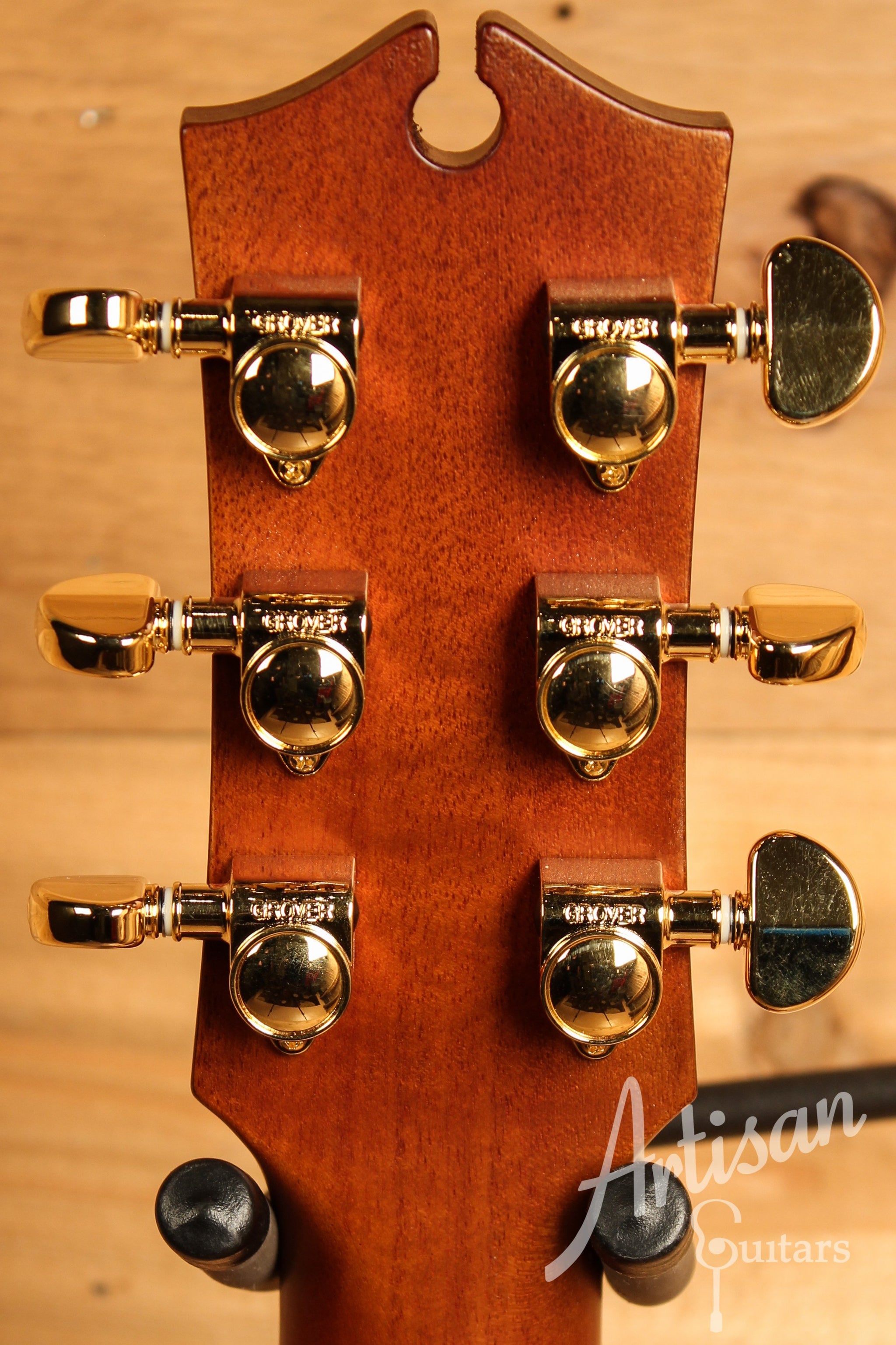 Maton EBG808 Nashville Series Sitka Spruce & Blackwood w/ Vintage Amber Sunburst Finish - Artisan Guitars