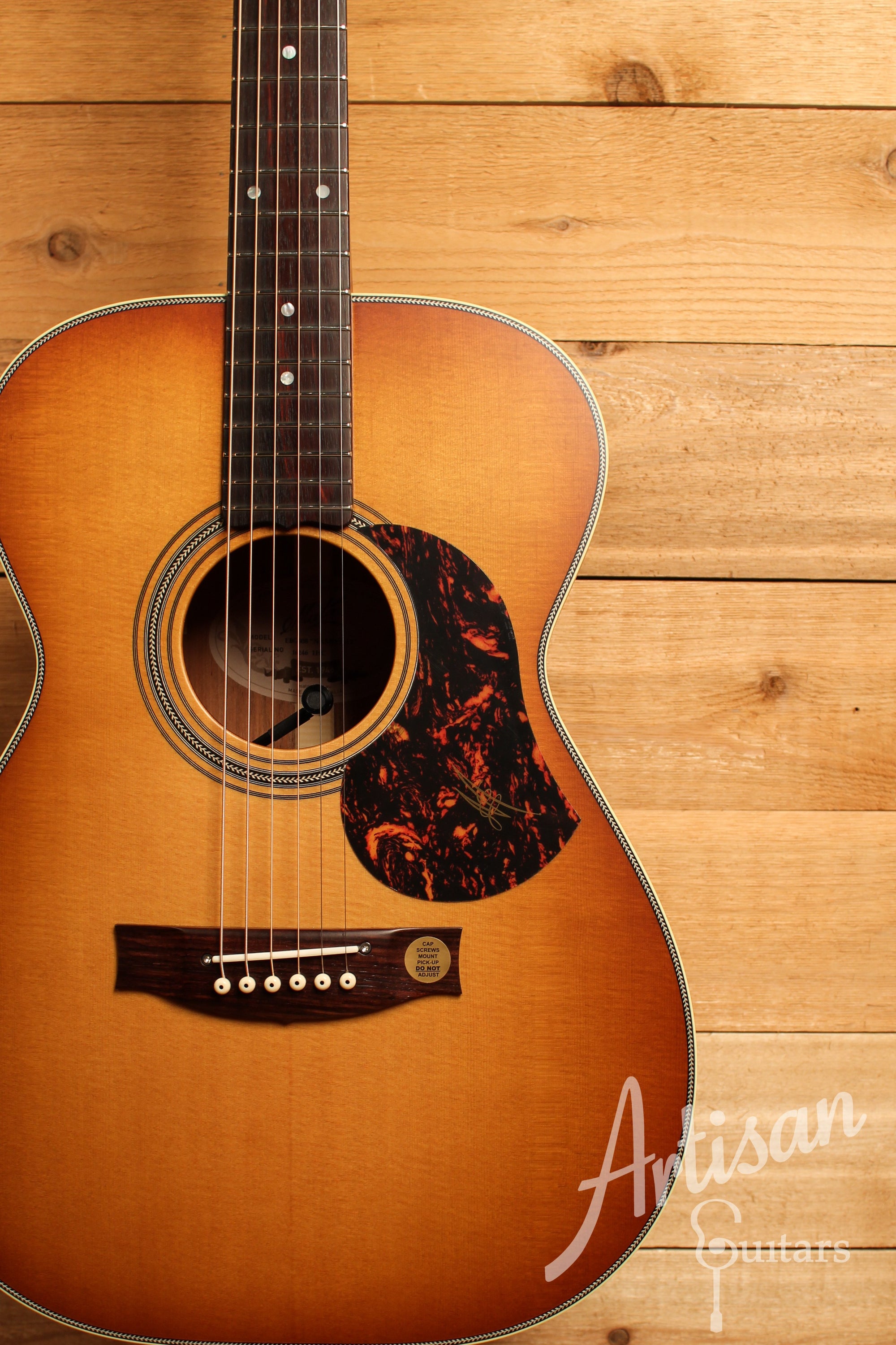 Maton EBG808 Nashville Series Sitka Spruce & Blackwood w/ Vintage Amber Sunburst Finish - Artisan Guitars