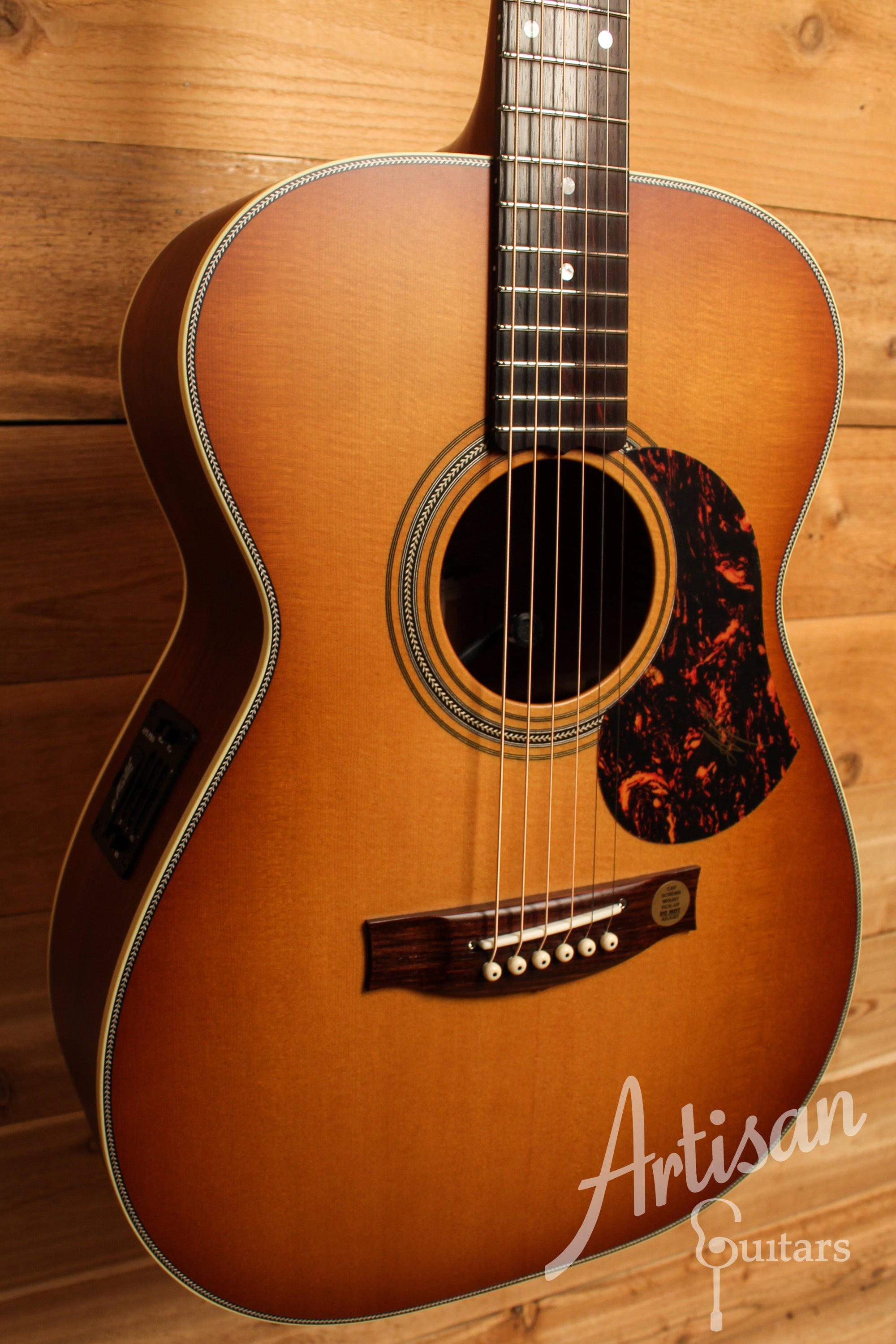 Maton EBG808 Nashville Series Sitka Spruce & Blackwood w/ Vintage Amber Sunburst Finish - Artisan Guitars