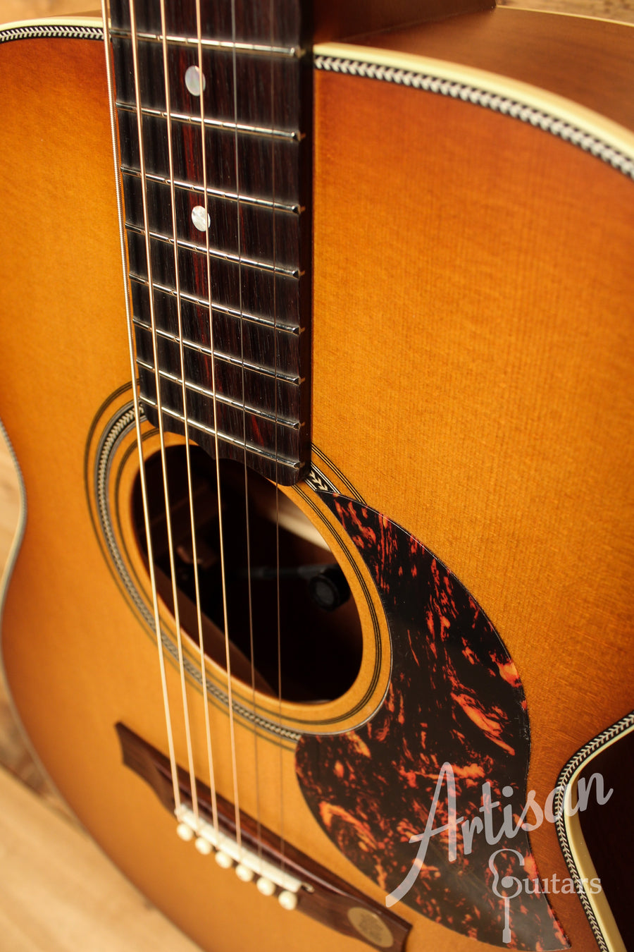 Maton EBG808 Nashville Series Sitka Spruce & Blackwood w/ Vintage Amber Sunburst Finish - Artisan Guitars