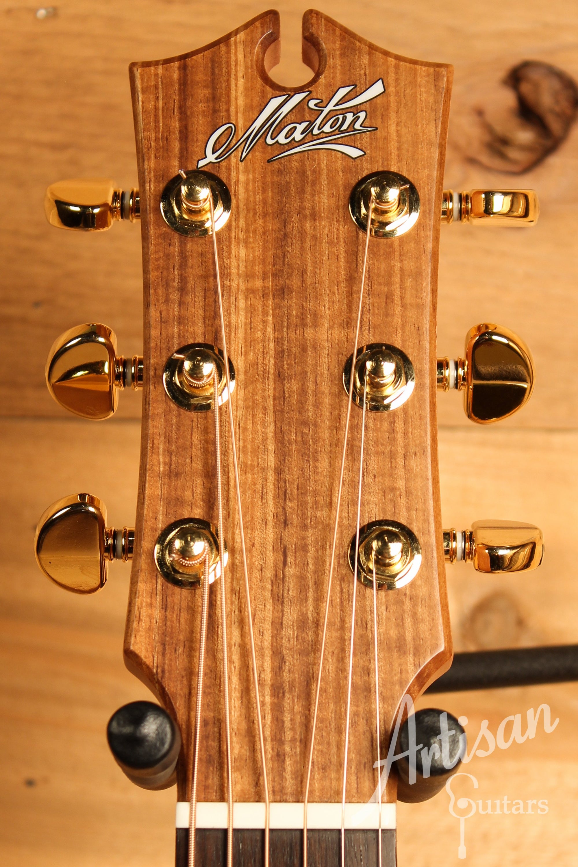 Maton EBG808 Artist Series Sitka Spruce and Blackwood ID-12316 - Artisan Guitars