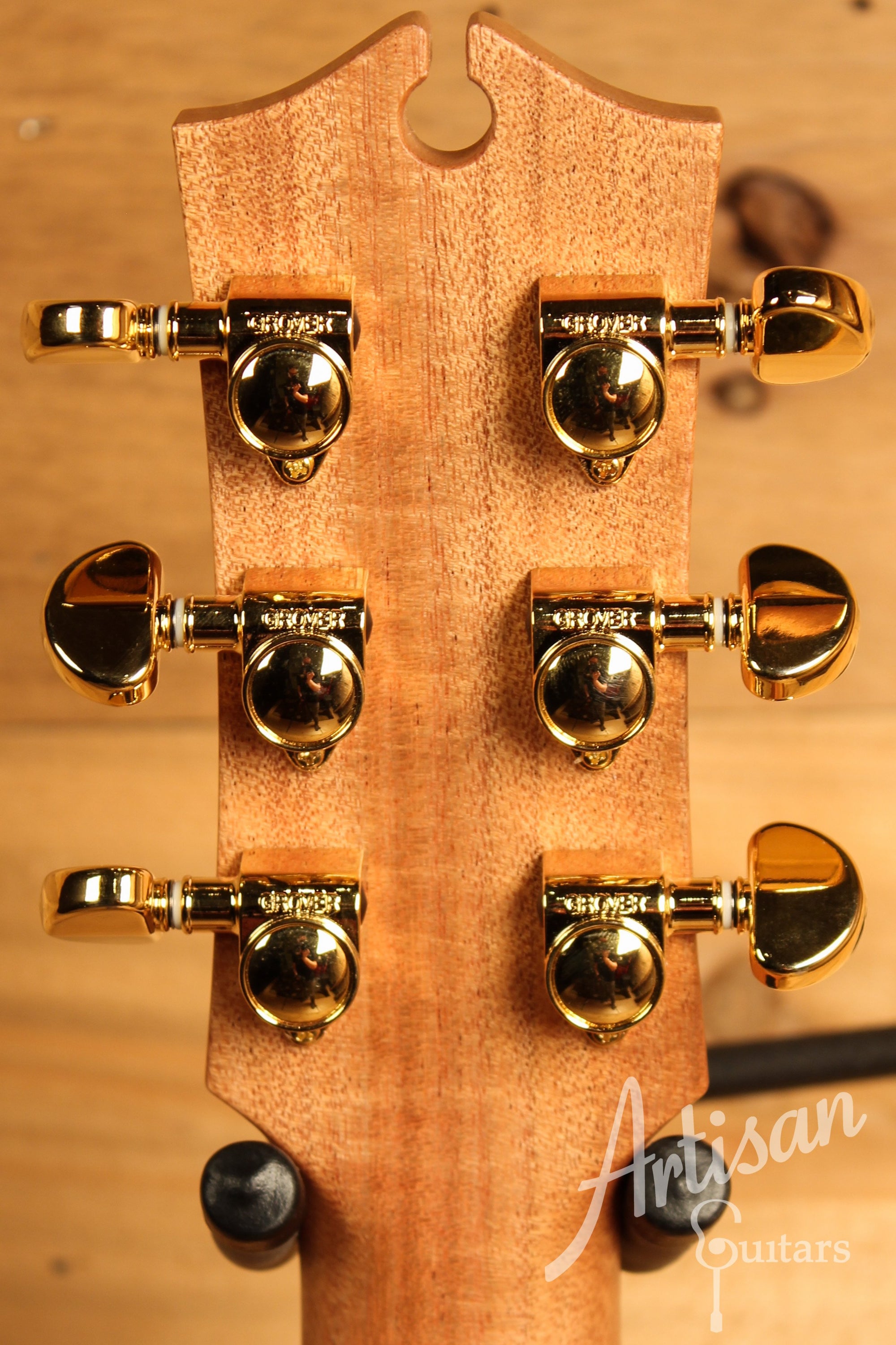 Maton EBG808 Artist Series Sitka Spruce and Blackwood ID-12316 - Artisan Guitars