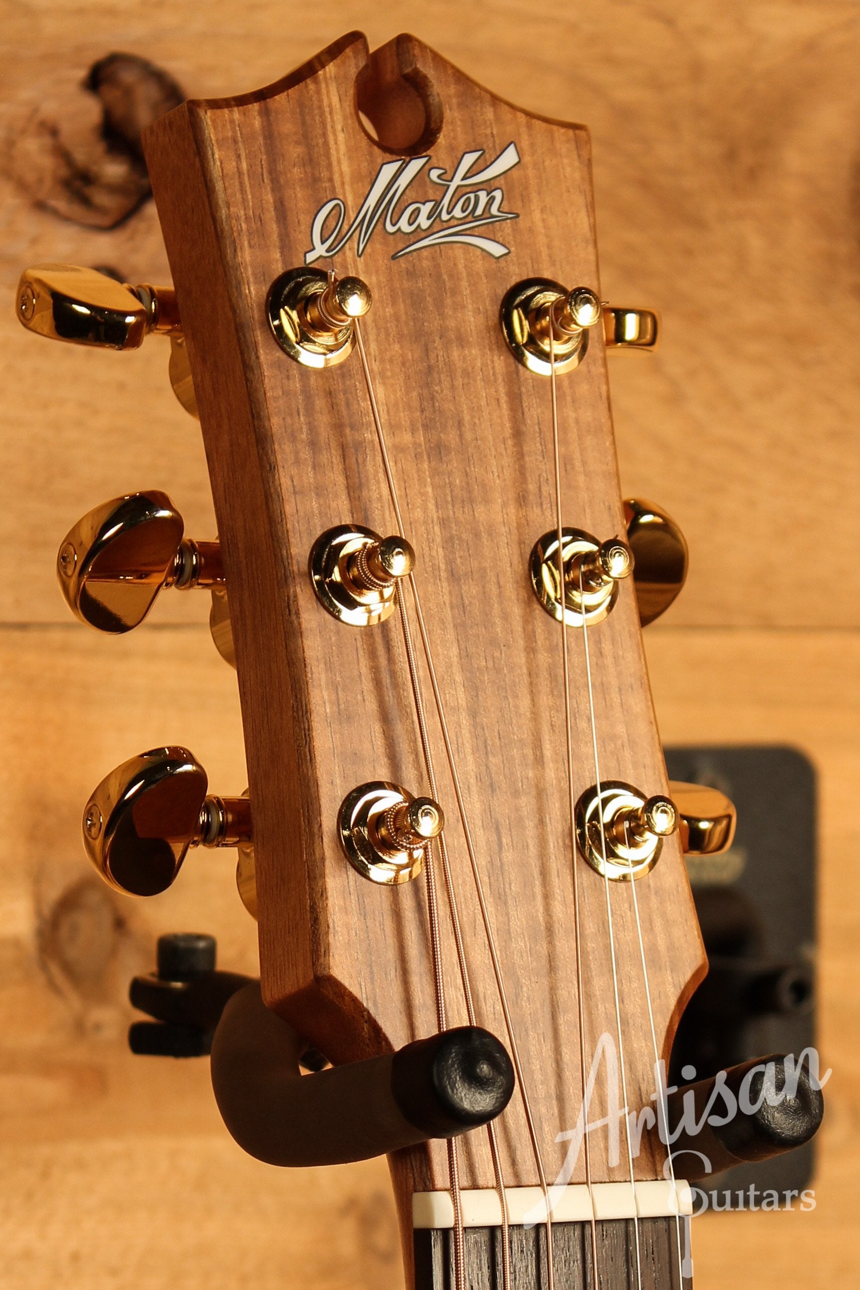Maton EBG808 Artist Series Sitka Spruce and Blackwood ID-12316 - Artisan Guitars