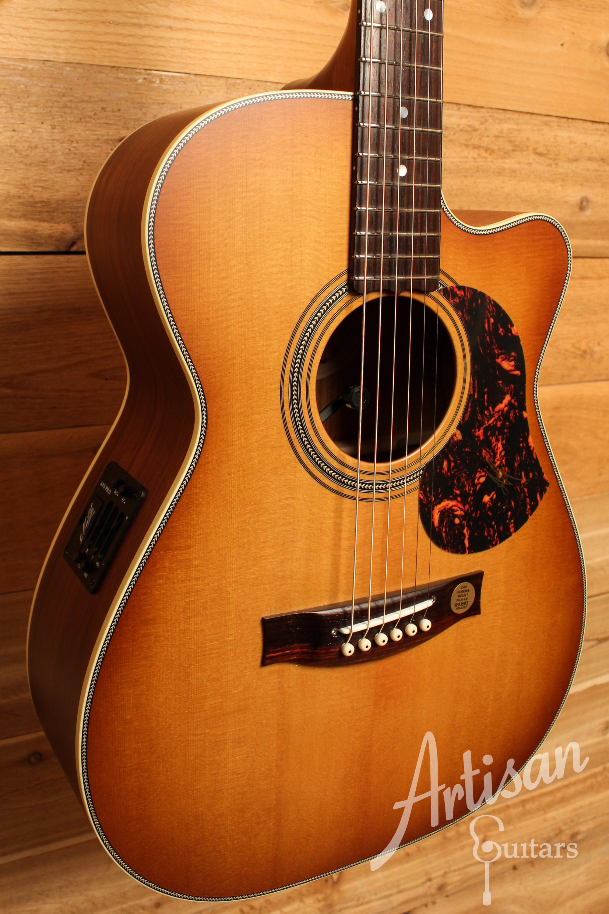 Maton EBG808C Nashville Series Sitka Spruce & Blackwood w/ Vintage Amber Sunburst Finish & Cutaway ID-12383 - Artisan Guitars