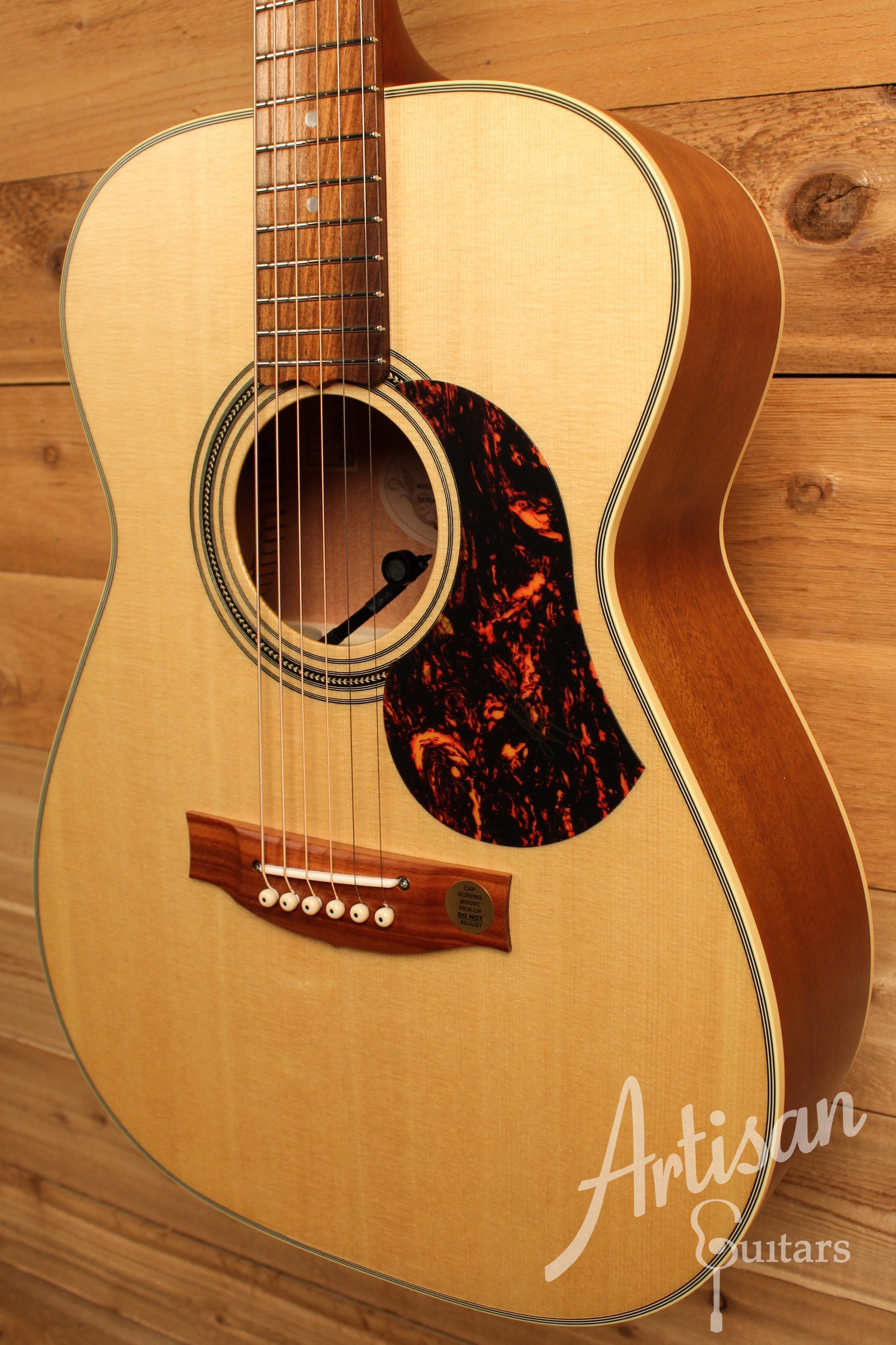 Maton EBG 808 TE Tommy Emmanuel Signature Guitar ID-12571 - Artisan Guitars