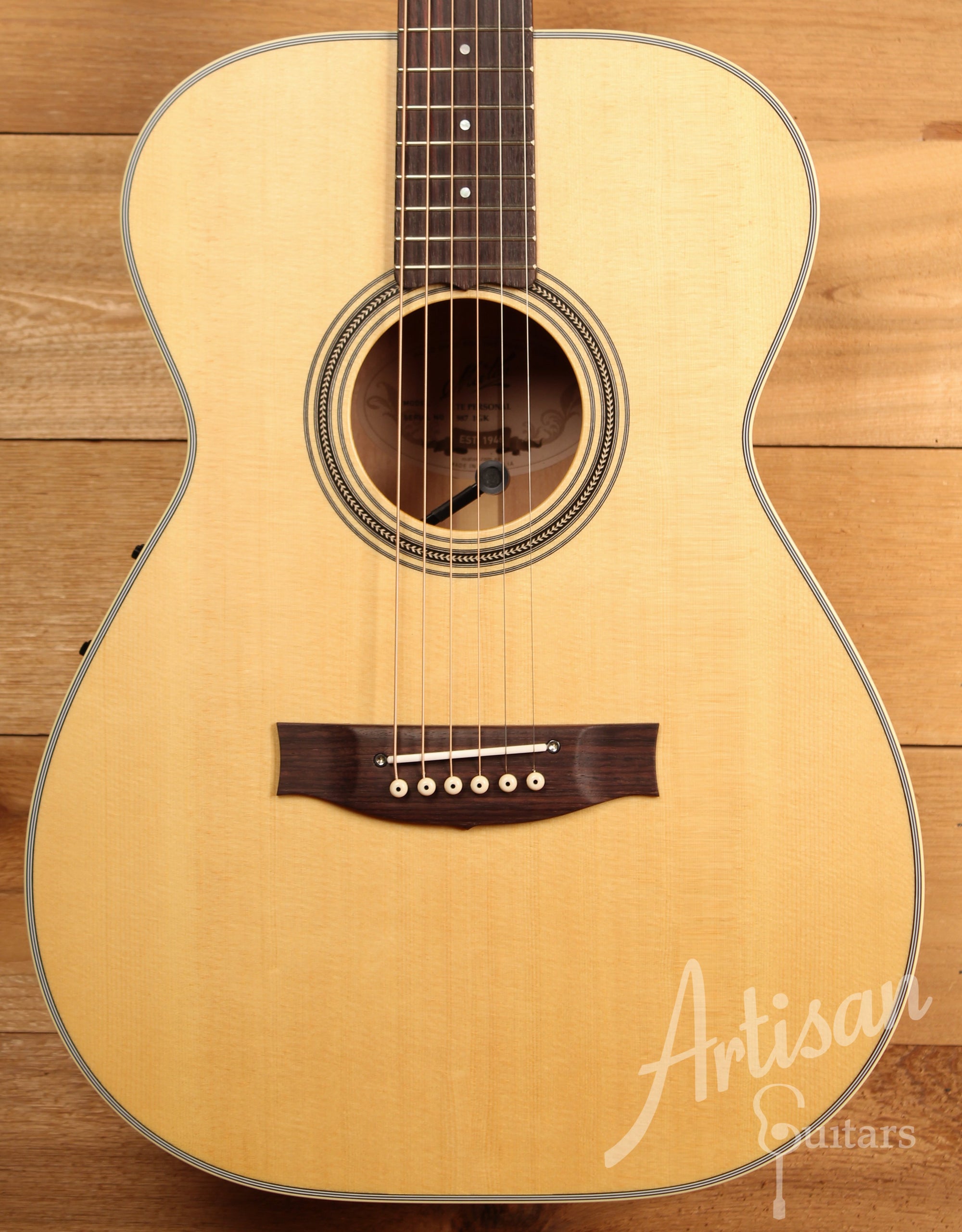 Maton T.E Personal Guitar Sitka Spruce and AAA"Bees Wings" Queensland Maple ID-11826 - Artisan Guitars