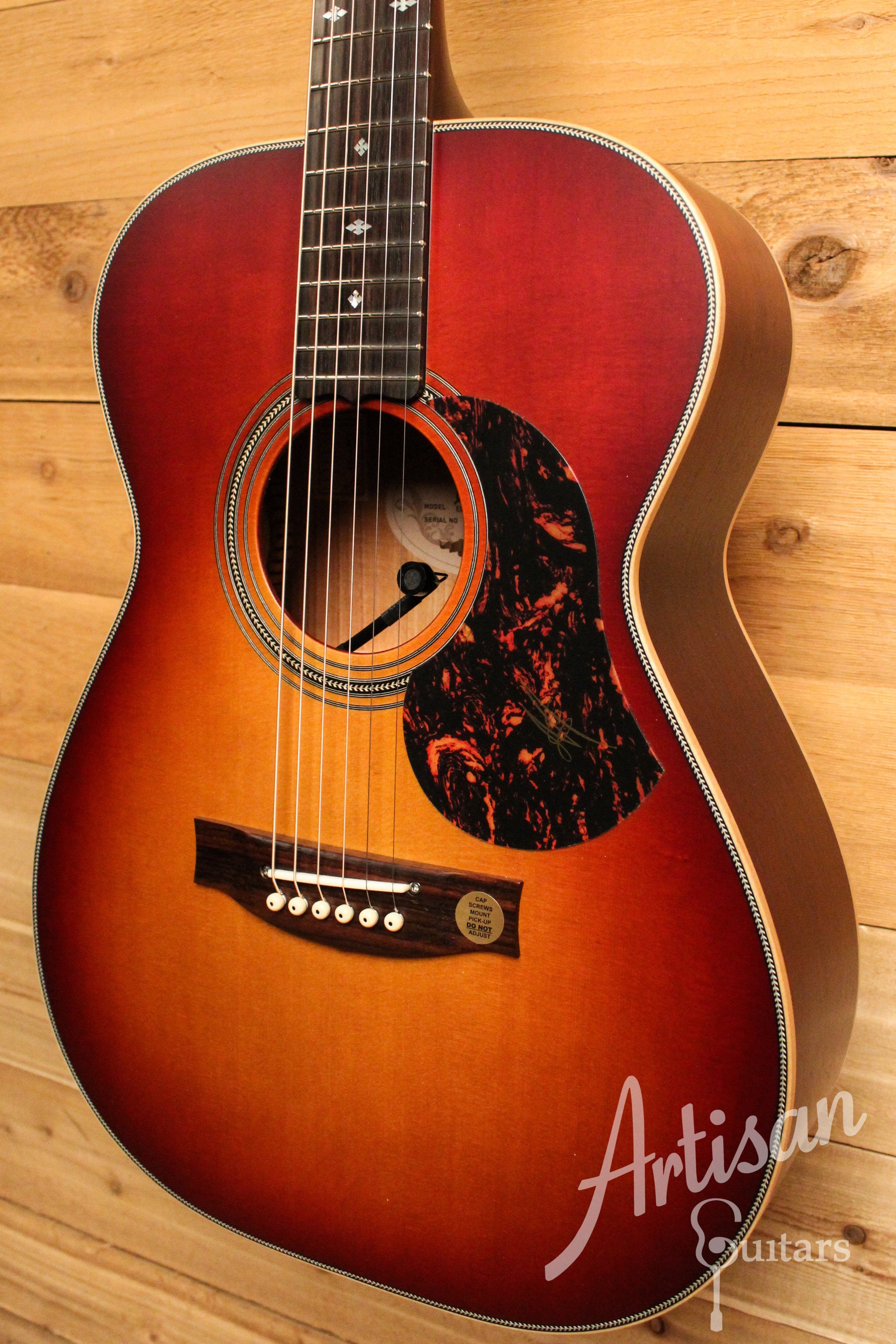 Maton EBG808 Custom Artist Series Sitka Spruce and Blackwood w/ Sunburst Finish ID-12319 - Artisan Guitars