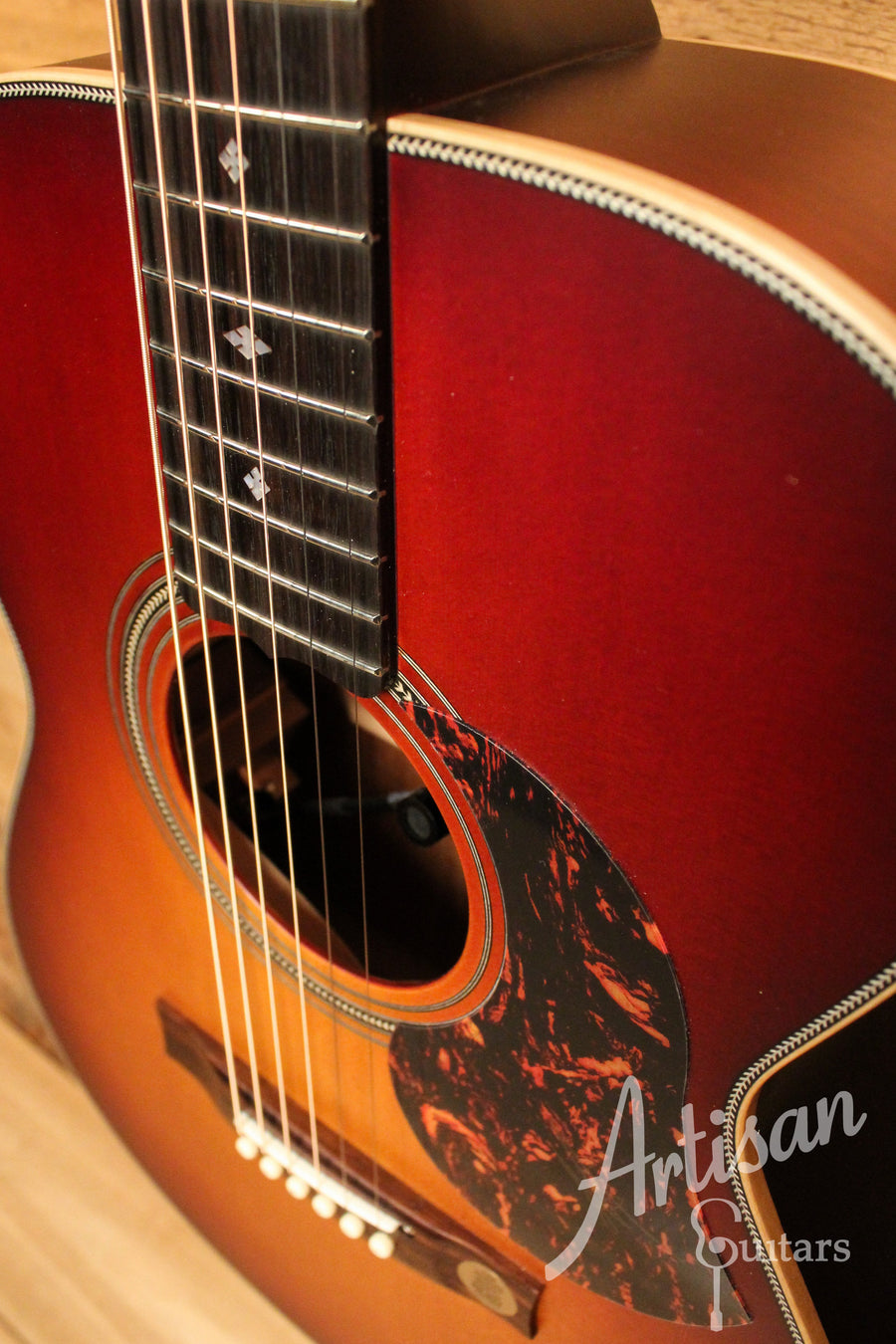 Maton EBG808 Custom Artist Series Sitka Spruce and Blackwood w/ Sunburst Finish ID-12319 - Artisan Guitars