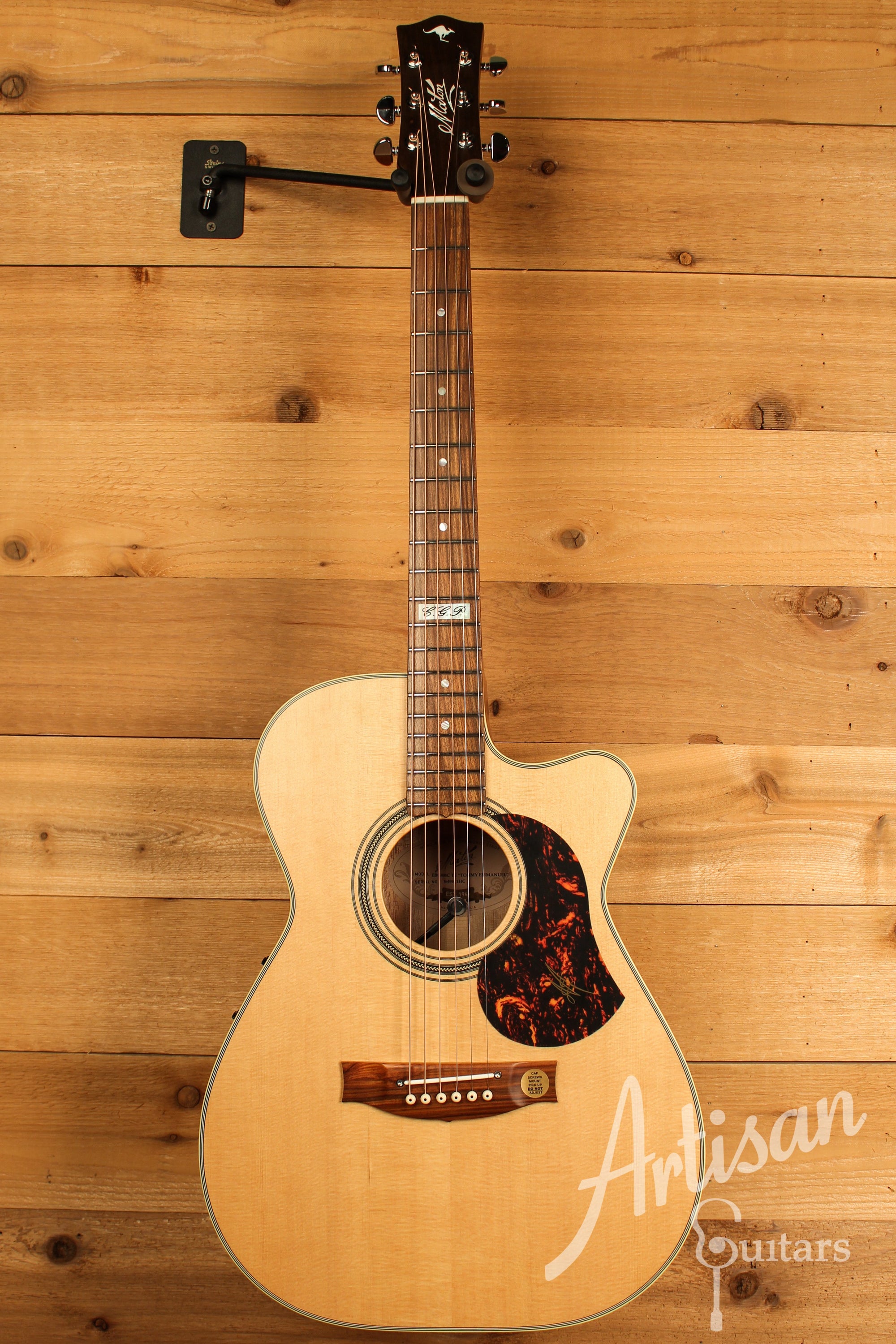 Maton EBG 808C TE Tommy Emmanuel Signature Guitar Cutaway ID-12321 - Artisan Guitars