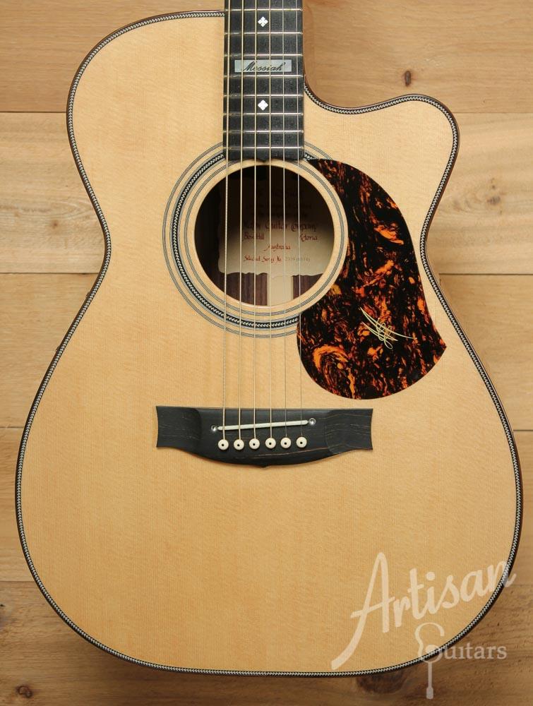 Pre-Owned 2014 Maton EM100C 808 Messiah Series with Sitka and Indian Rosewood Cutaway ID-9486 - Artisan Guitars