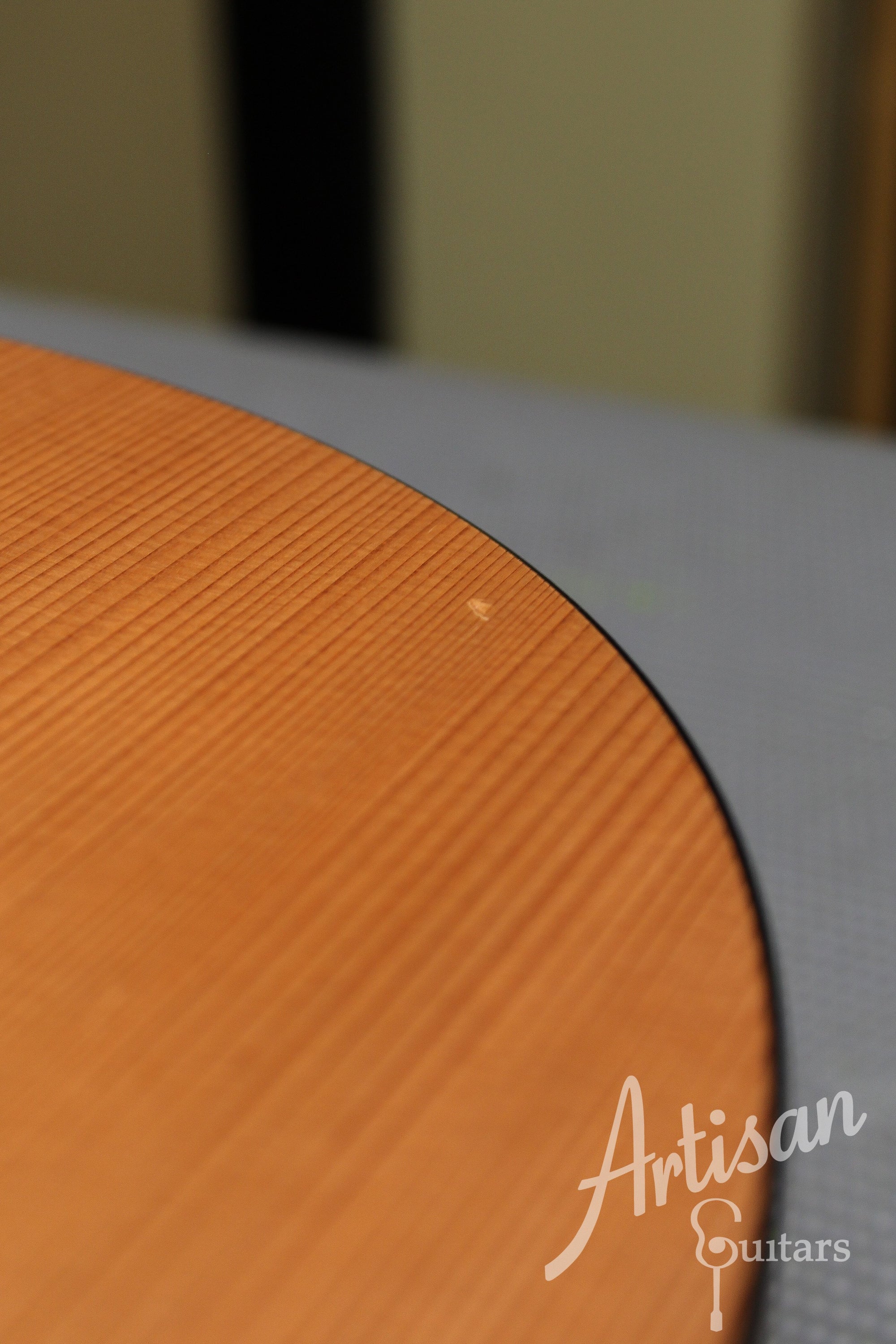 Maton SRS808 Guitar Western Red Cedar and Solid Blackwood ID-12465 - Artisan Guitars