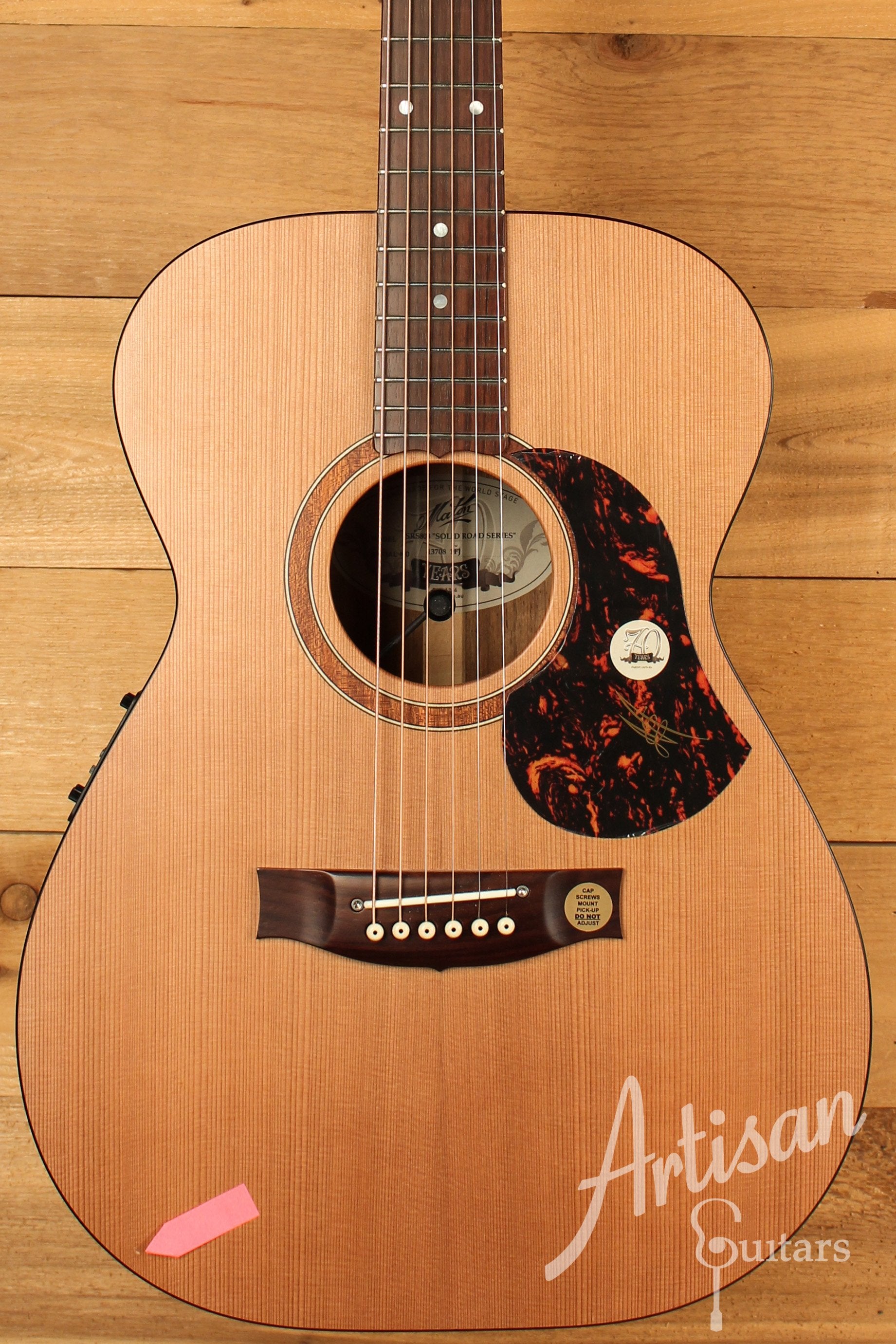 Maton SRS808 Guitar Western Red Cedar and Solid Blackwood ID-12465 - Artisan Guitars