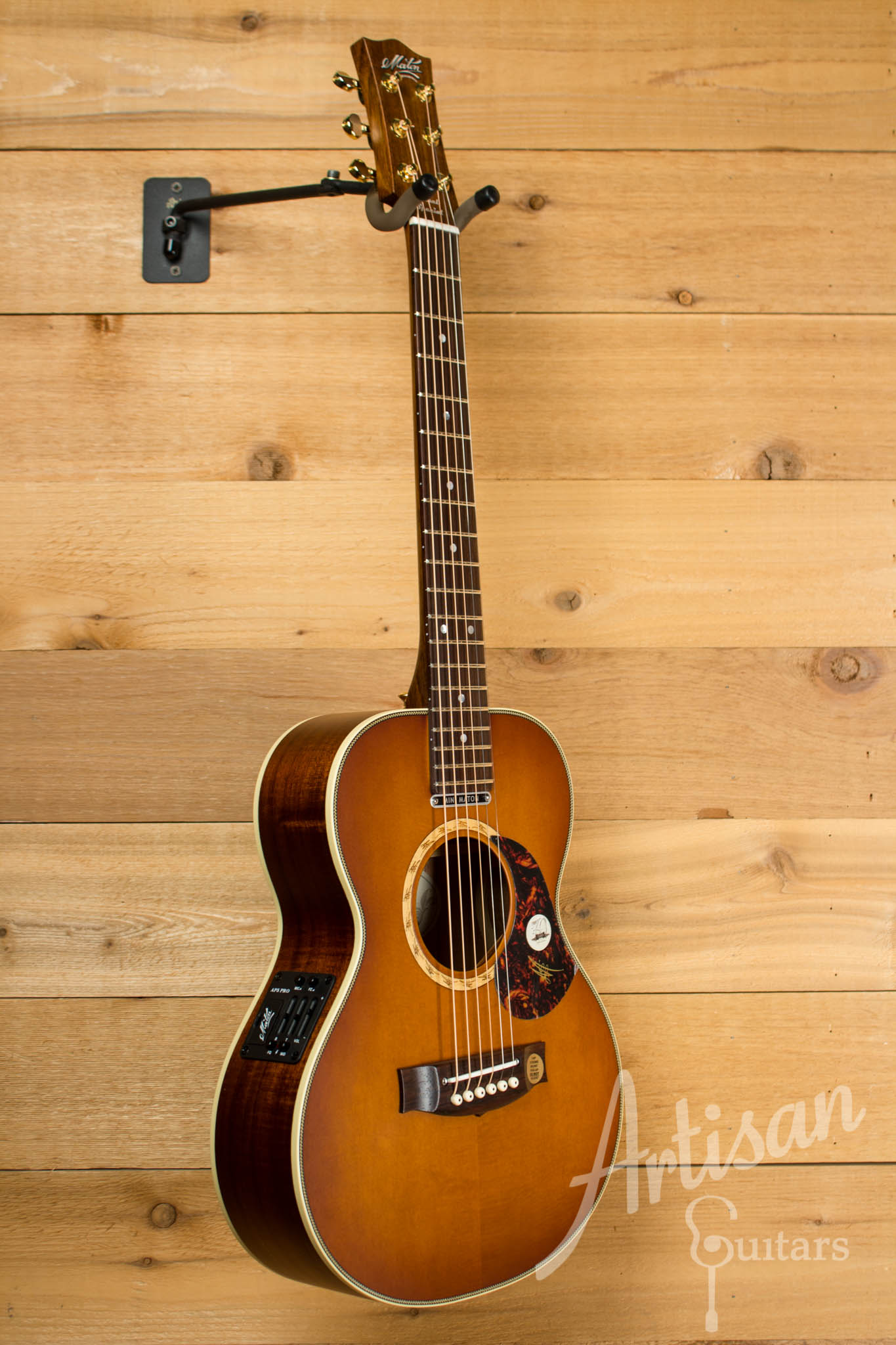 Maton EMD 6 Mini Maton Diesel Guitar Sitka with Blackwood and Vintage Amber Sunburst ID-10616 - Artisan Guitars