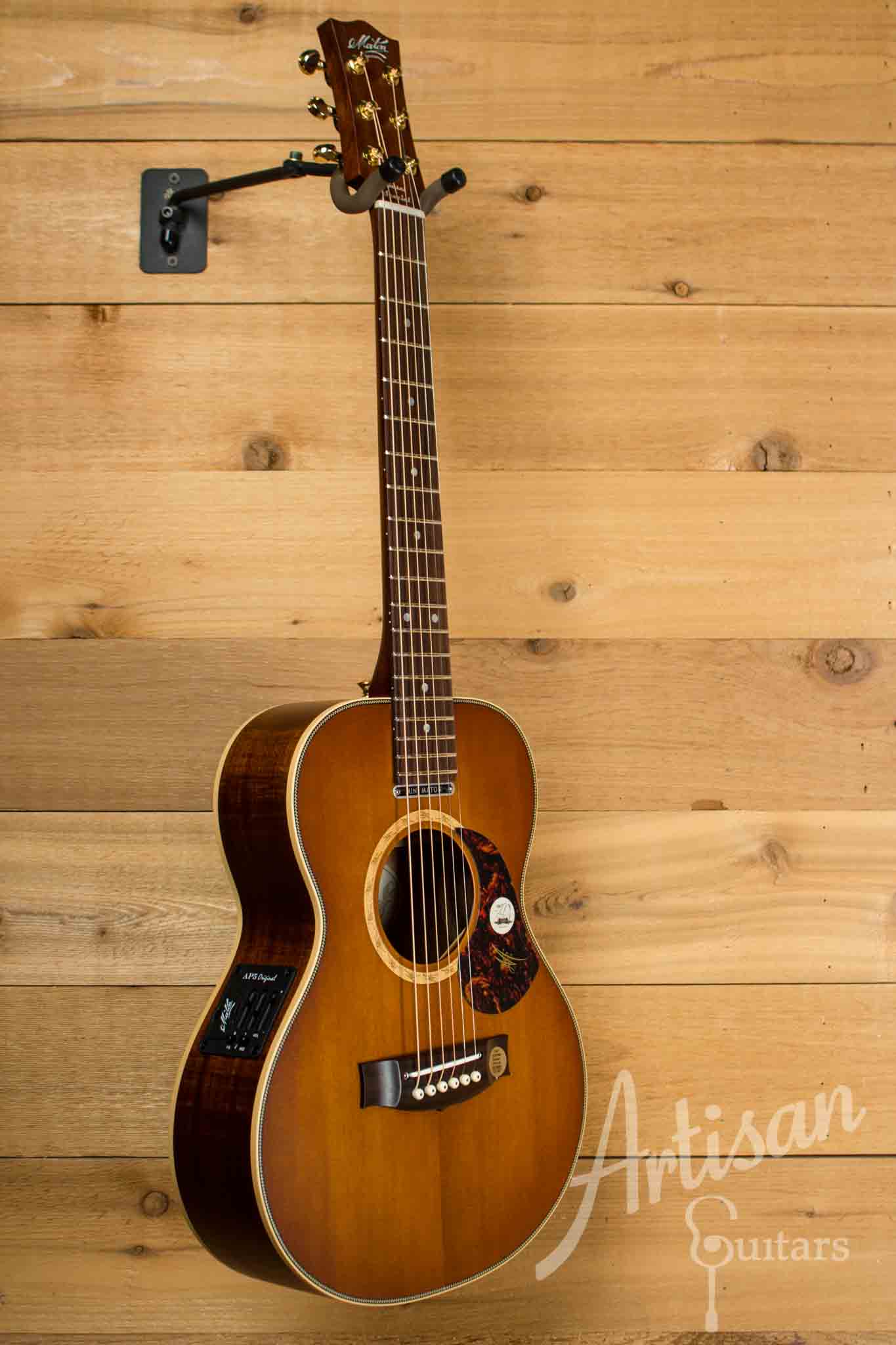 Maton EMD 6 Mini Maton Diesel Guitar Sitka with Blackwood and Vintage Amber Sunburst AP5 ID-10617 - Artisan Guitars