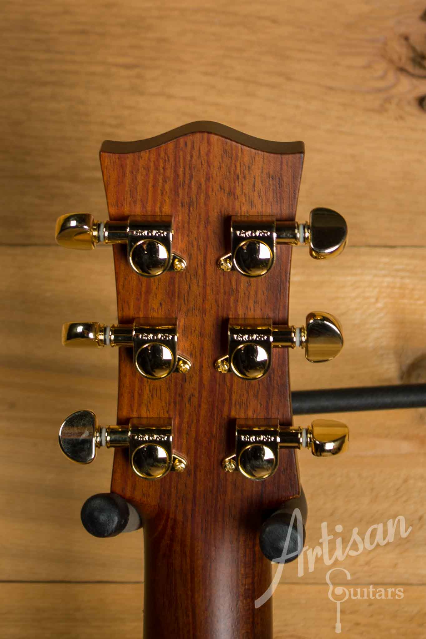Maton EMD 6 Mini Maton Diesel Guitar Sitka with Blackwood and Vintage Amber Sunburst AP5 ID-10617 - Artisan Guitars