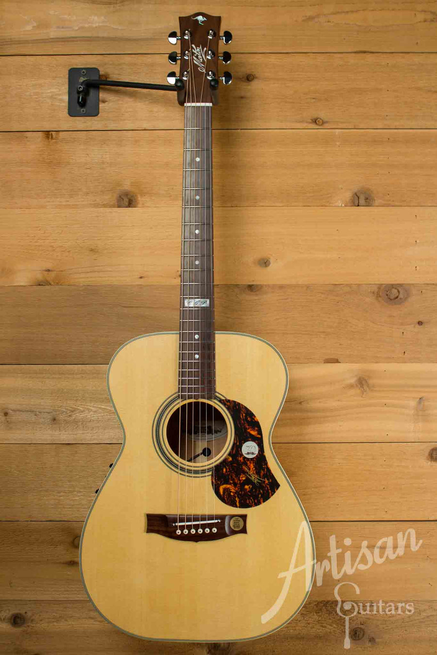 Maton EBG 808 TE Tommy Emmanuel Signature Guitar  ID-10527 - Artisan Guitars