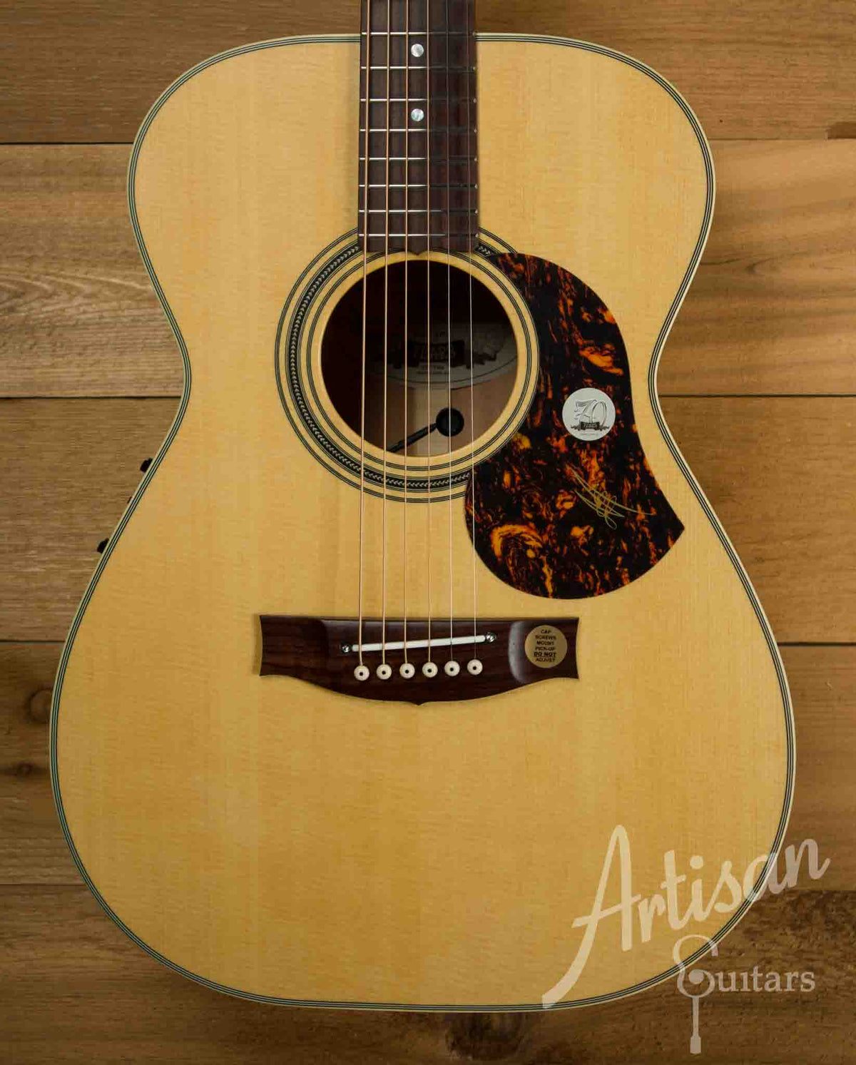 Maton EBG 808 TE Tommy Emmanuel Signature Guitar  ID-10527 - Artisan Guitars
