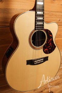 Maton Custom Shop Jumbo w/ "AAA" Sitka & Blackwood ID-12325 - Artisan Guitars