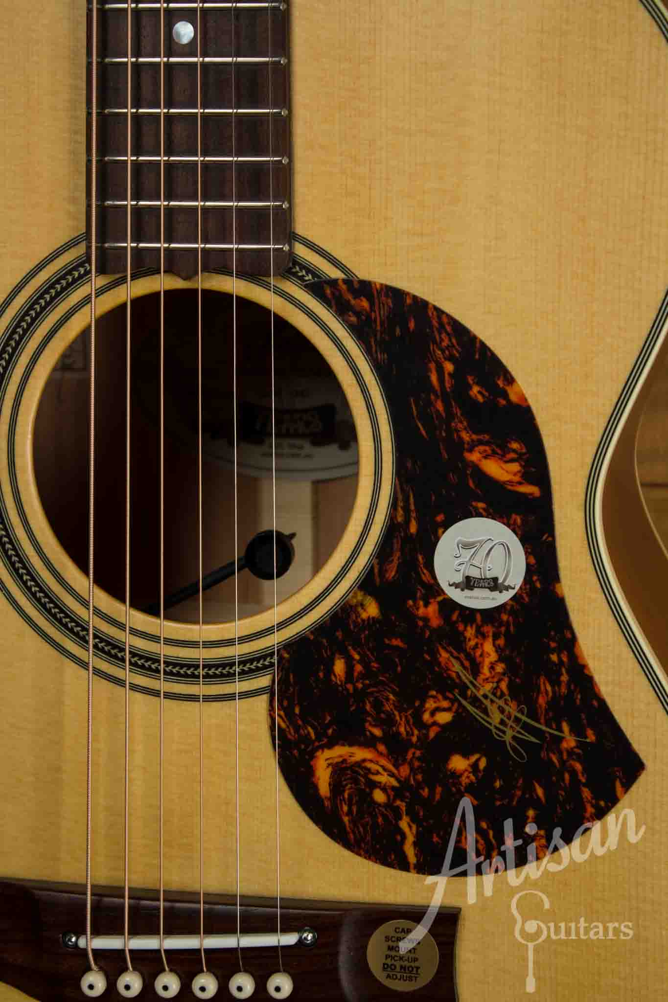 Maton EBG 808 TE Tommy Emmanuel Signature Guitar  ID-10527 - Artisan Guitars