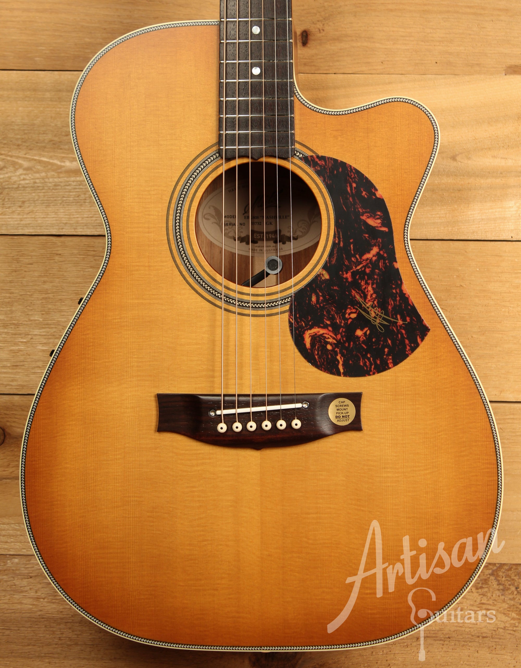 Maton EBG808C Nashville Series Sitka Spruce and Blackwood with Vintage Amber Sunburst Finish and Cutaway ID-11891 - Artisan Guitars