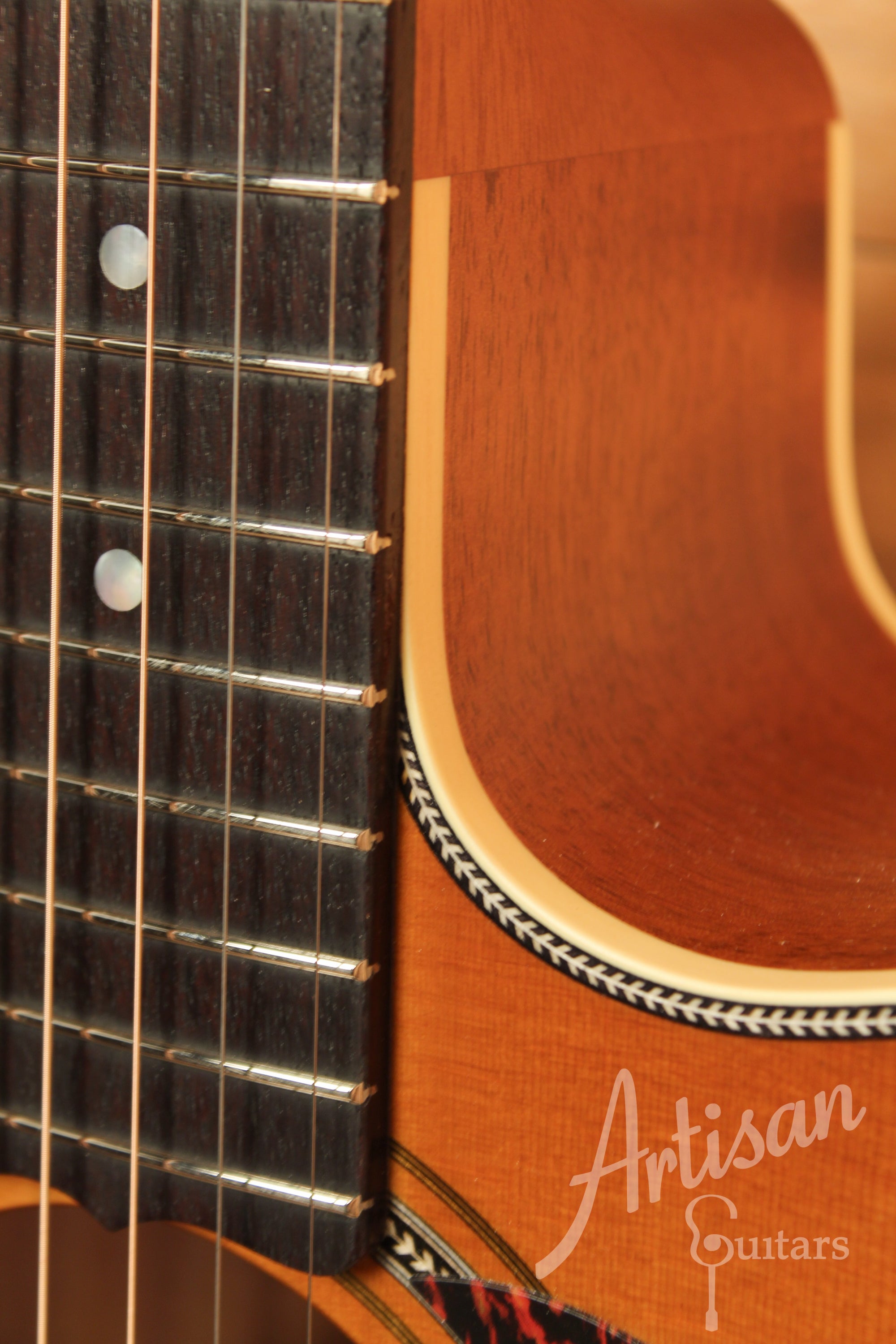 Maton EBG808C Nashville Series Sitka Spruce and Blackwood with Vintage Amber Sunburst Finish and Cutaway ID-11891 - Artisan Guitars