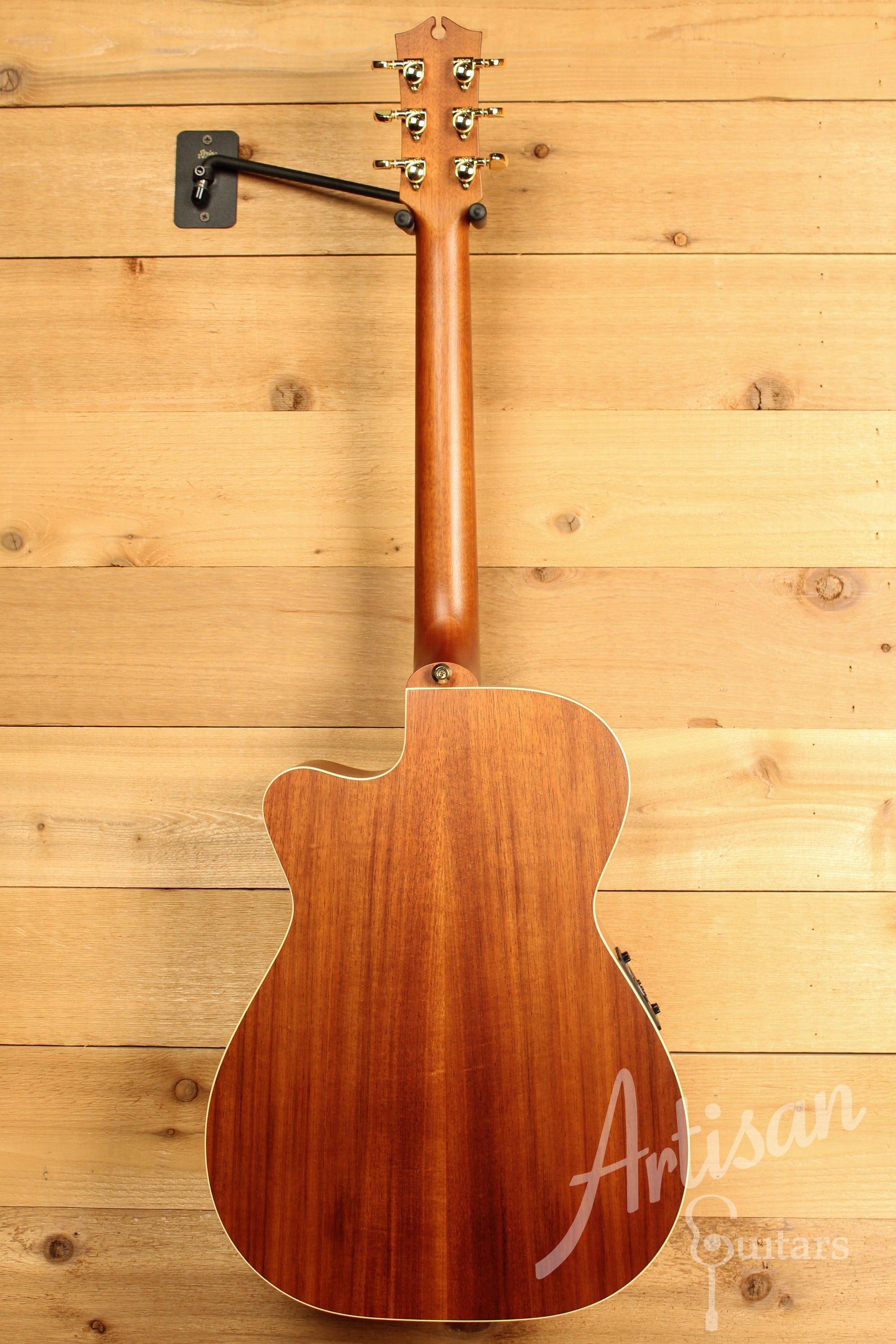 Maton EBG808C Nashville Series Sitka Spruce and Blackwood with Vintage Amber Sunburst Finish and Cutaway ID-11891 - Artisan Guitars