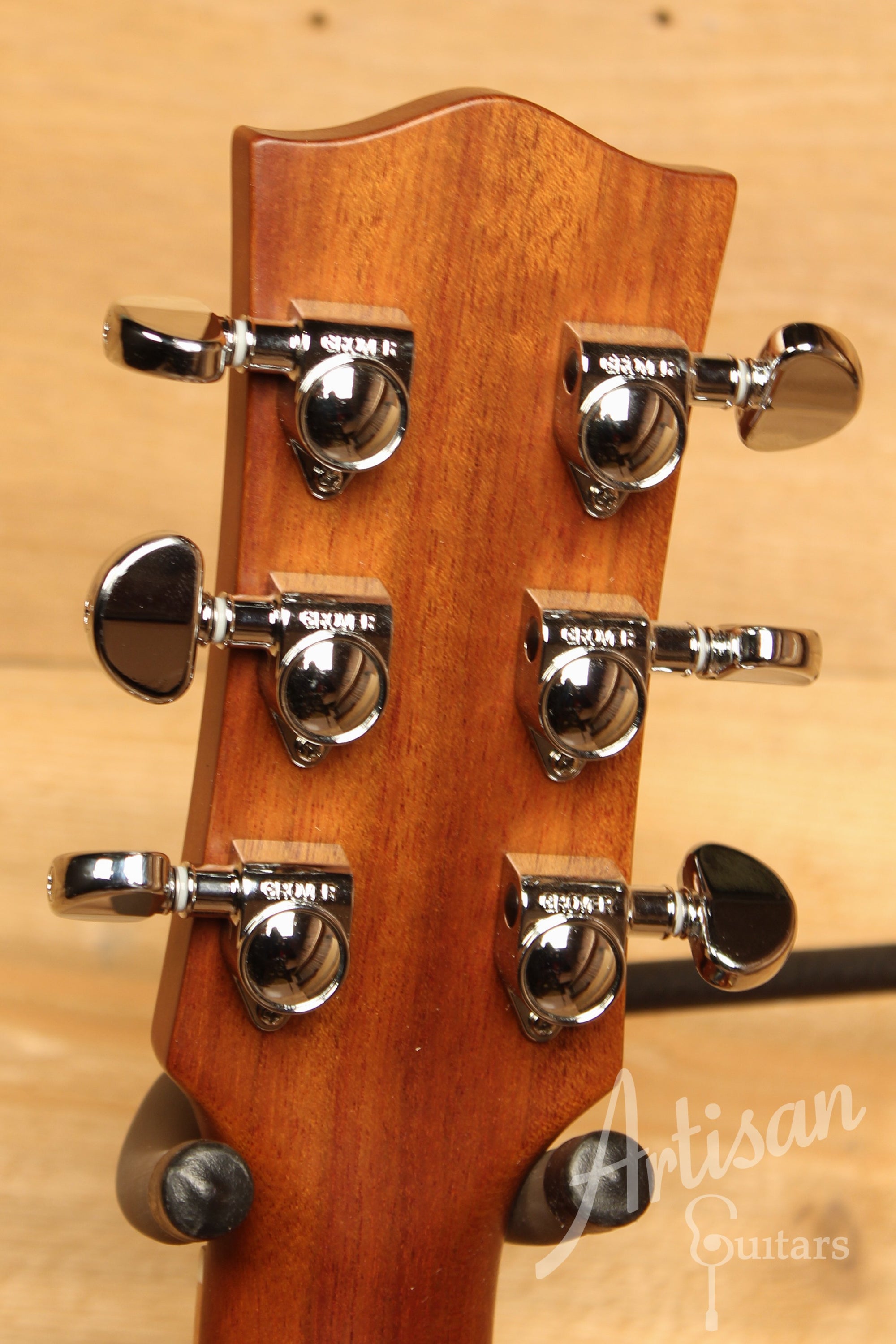 Maton EBG 808 TE Tommy Emmanuel Signature Guitar ID-11893 - Artisan Guitars