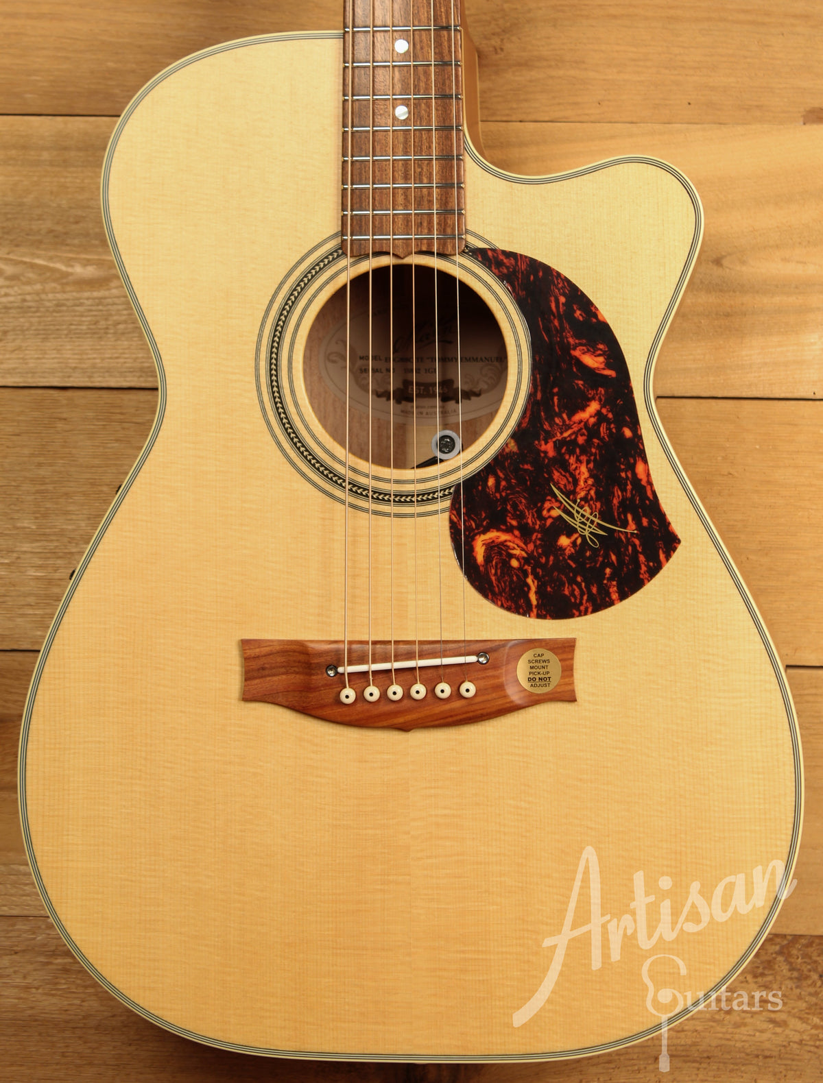 Maton EBG 808C TE Tommy Emmanuel Signature Guitar Cutaway ID-11892 - Artisan Guitars