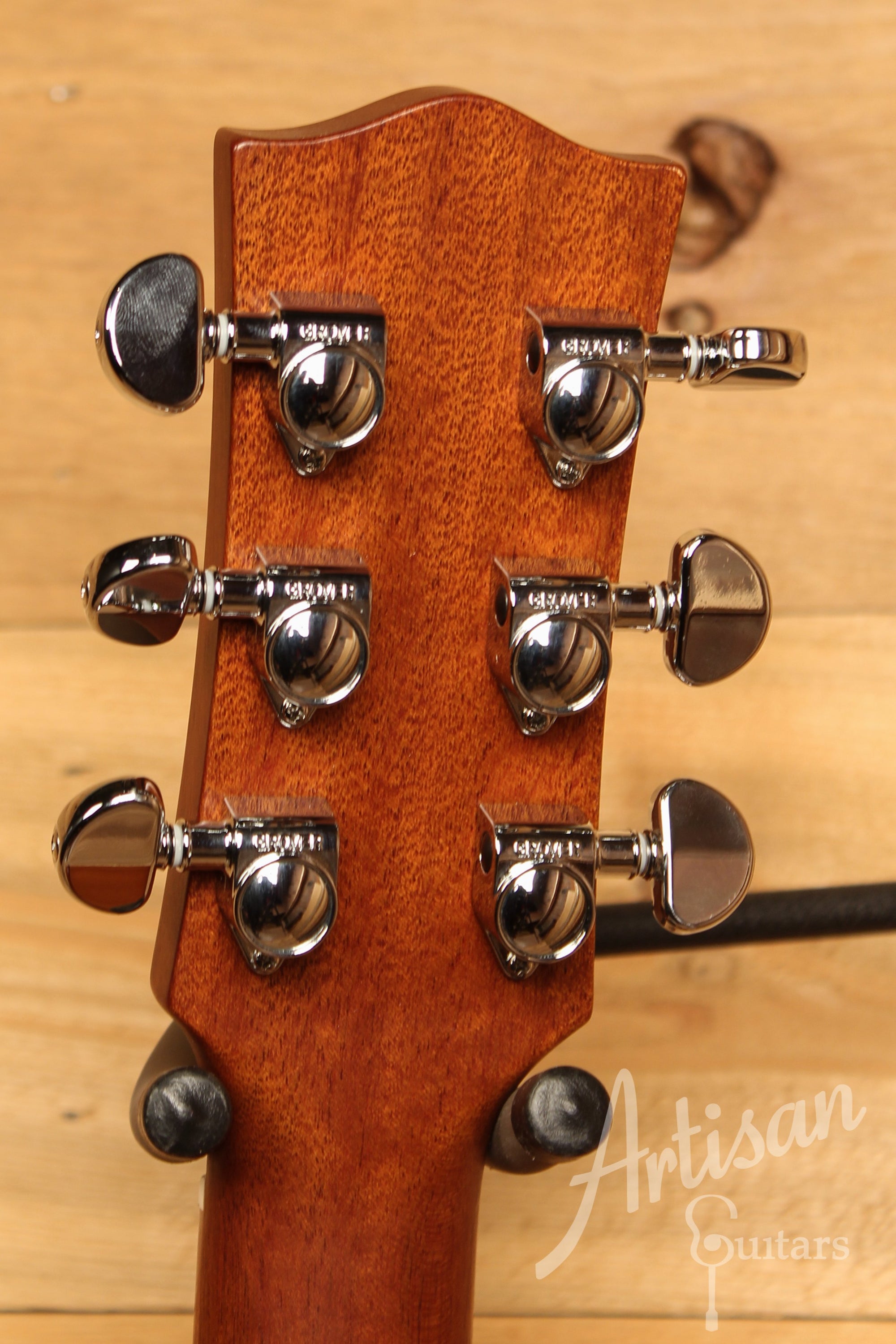 Maton EBG 808C TE Tommy Emmanuel Signature Guitar Cutaway ID-11892 - Artisan Guitars