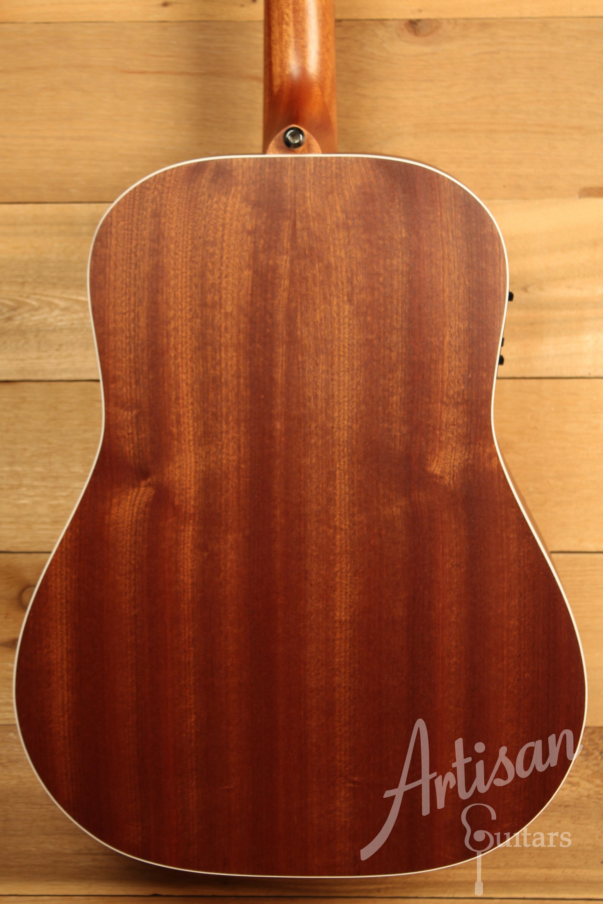 Maton Heritage ECW 80 Sitka Spruce and Queensland Maple with AP5 Pro Pre-Owned 2015 ID-11894 - Artisan Guitars