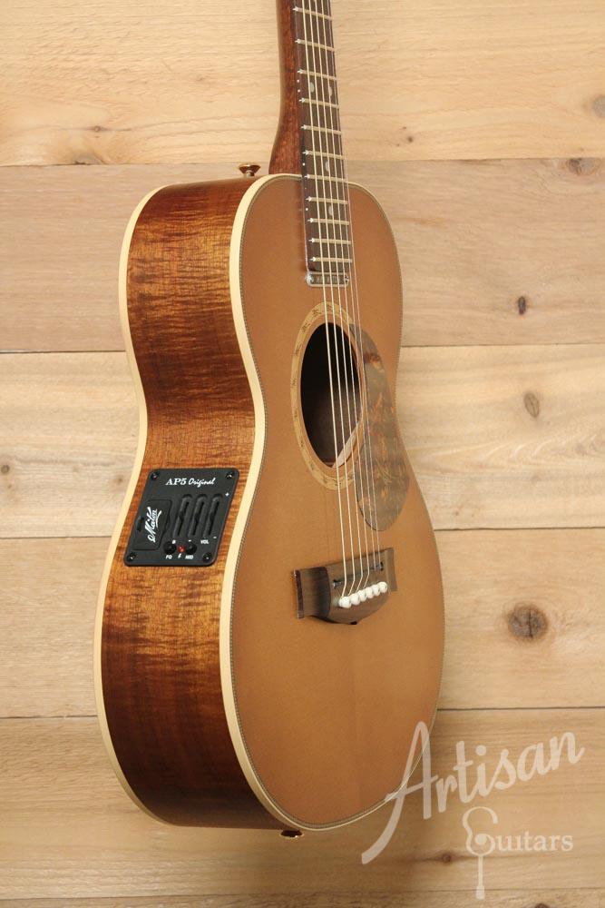 Pre-Owned 2014  Maton EMD6 Mini Maton Diesel Sitka with Blackwood and Vintage Amber Sunburst ID-8058 - Artisan Guitars
