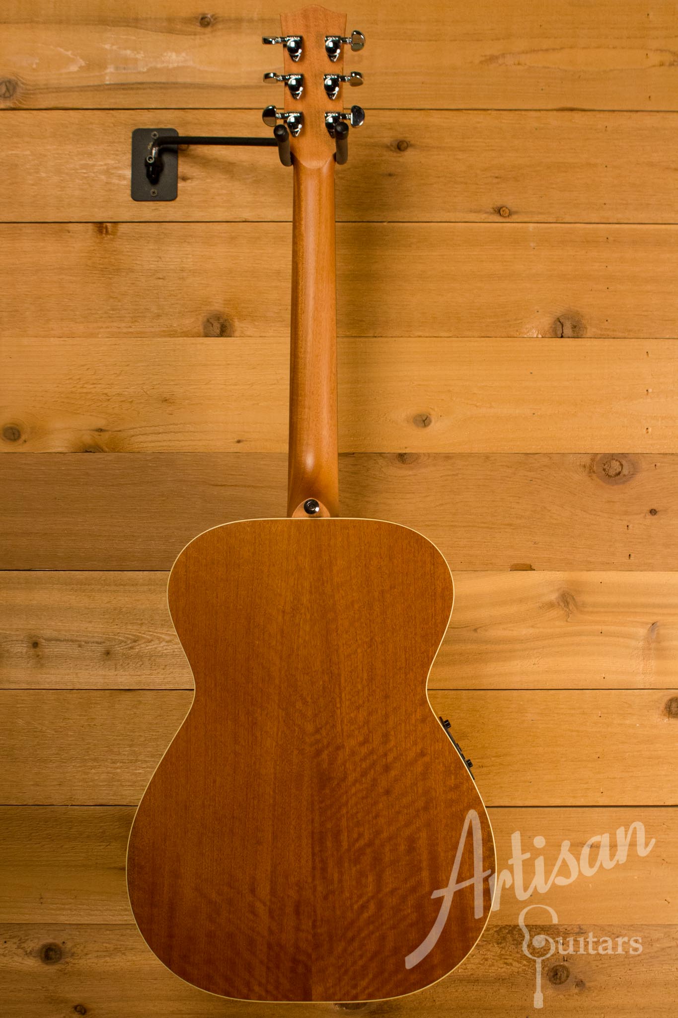 Maton T.E Personal Guitar Sitka Spruce and AAA"Bees Wings" Queensland Maple ID-10694 - Artisan Guitars