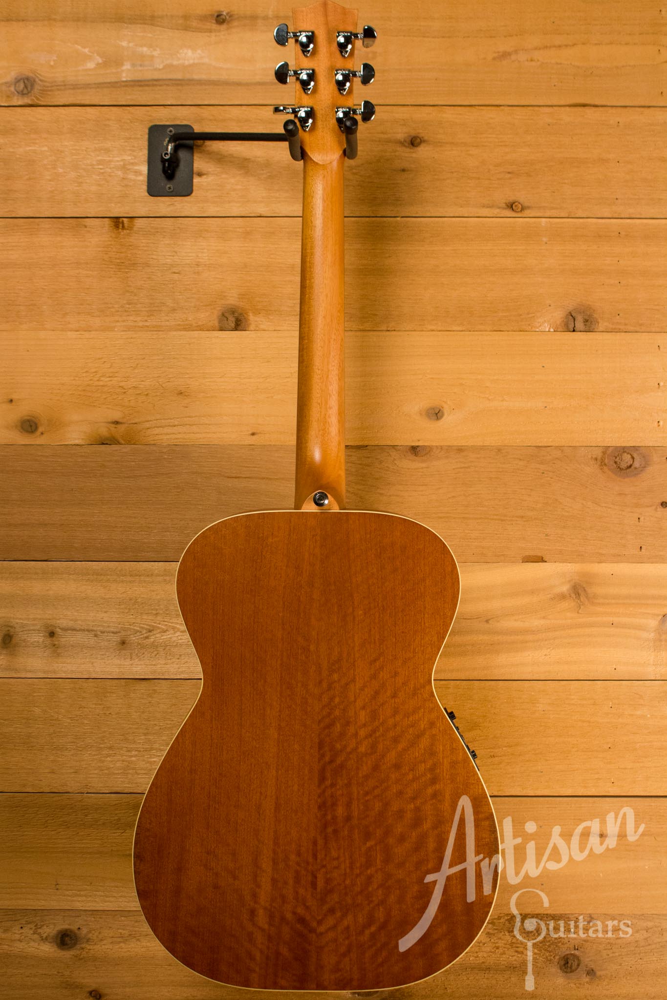 Maton T.E Personal Guitar Sitka Spruce and Queensland Maple ID-10696 - Artisan Guitars