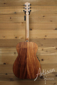 Maton SRS808 Western Red Cedar and Solid Blackwood ID-9676 - Artisan Guitars