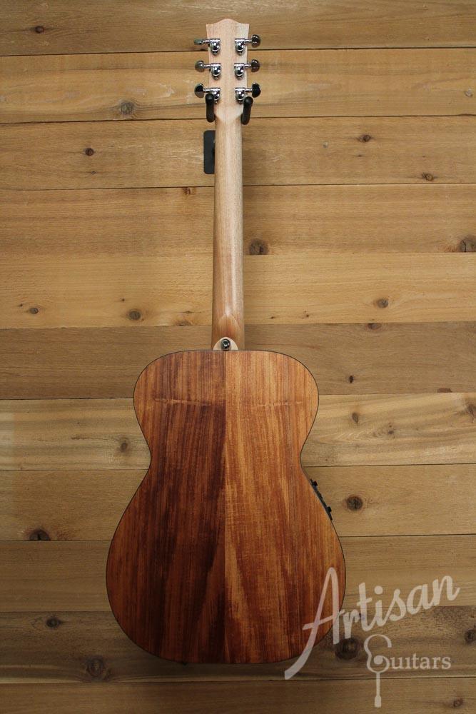 Maton SRS808 Western Red Cedar and Solid Blackwood ID-9676 - Artisan Guitars