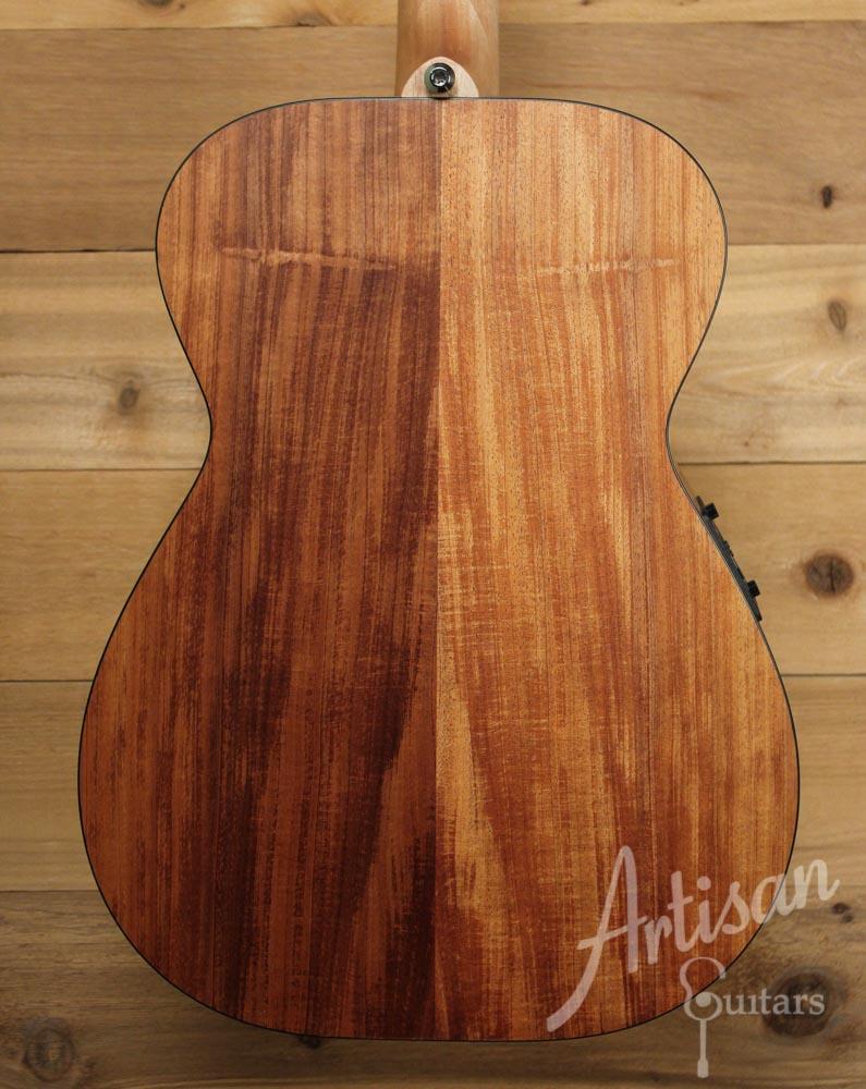 Maton SRS808 Western Red Cedar and Solid Blackwood ID-9676 - Artisan Guitars