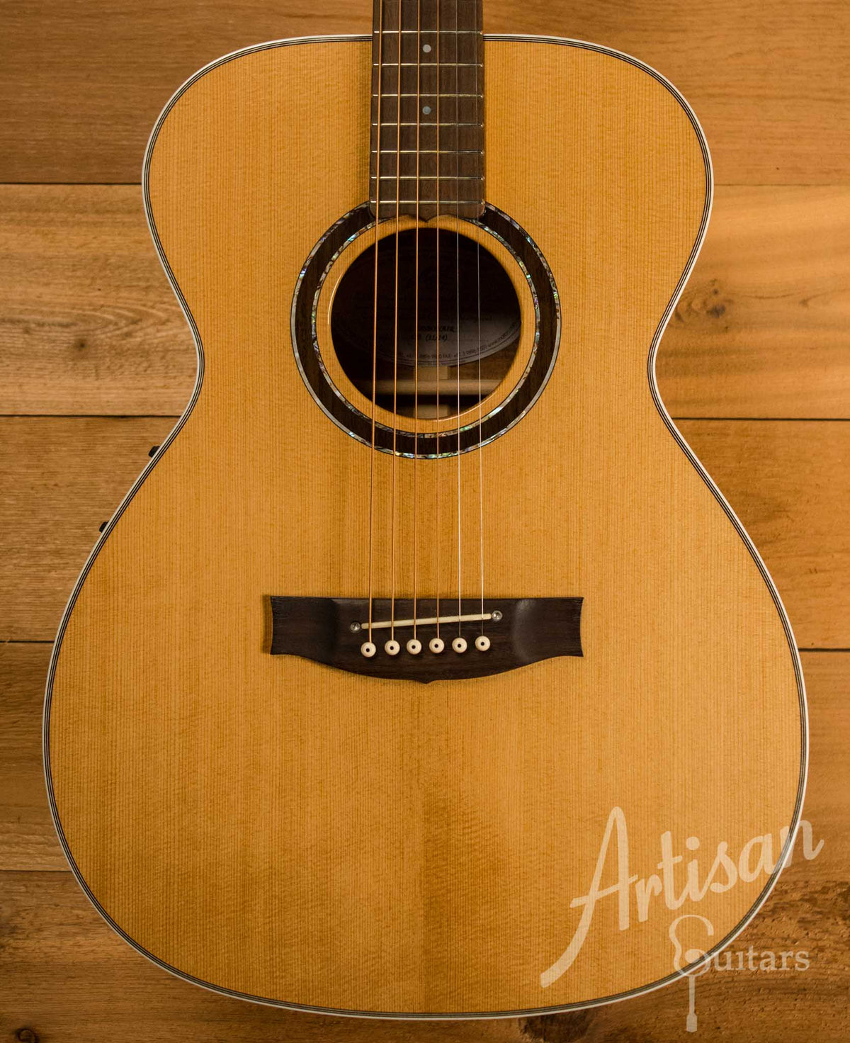 Maton Custom Shop 808 Debonair with Torrefied Spruce and Blackwood Pre-Owned 2014 ID-10711 - Artisan Guitars