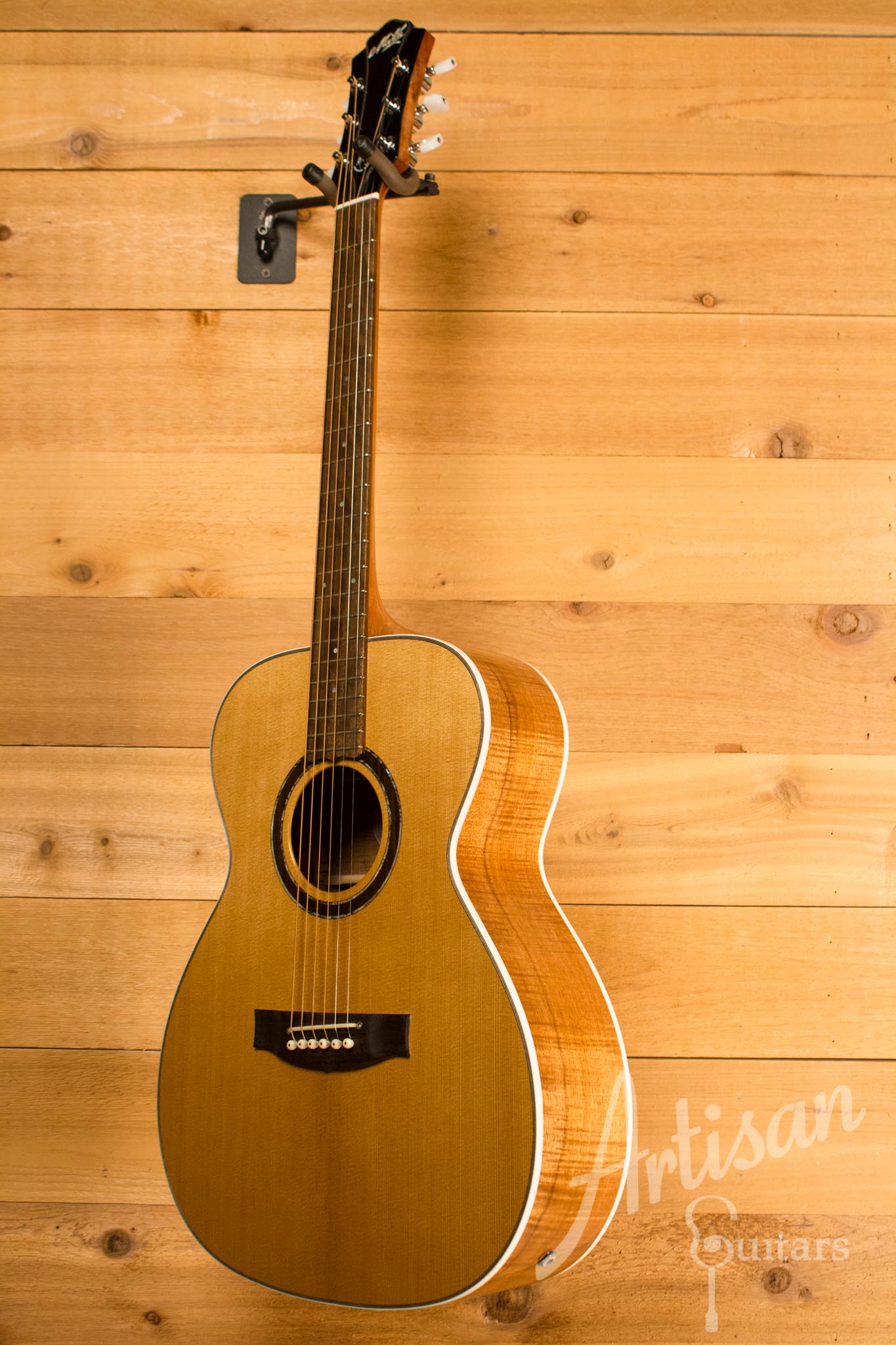 Maton Custom Shop 808 Debonair with Torrefied Spruce and Blackwood Pre-Owned 2014 ID-10711 - Artisan Guitars