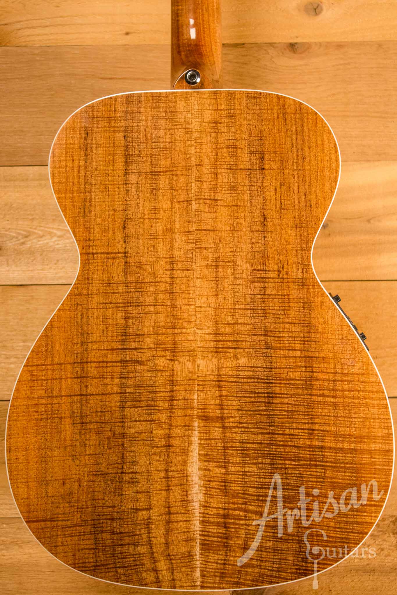 Maton Custom Shop 808 Debonair with Torrefied Spruce and Blackwood Pre-Owned 2014 ID-10711 - Artisan Guitars